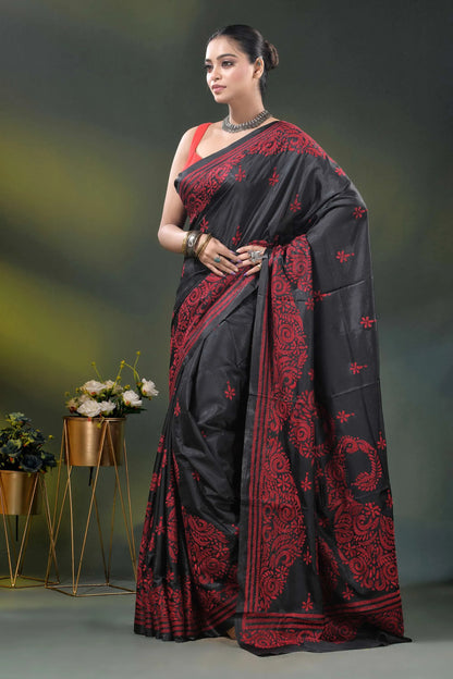 Sable black red paisley motif handcrafted kantha stitch silk saree 3