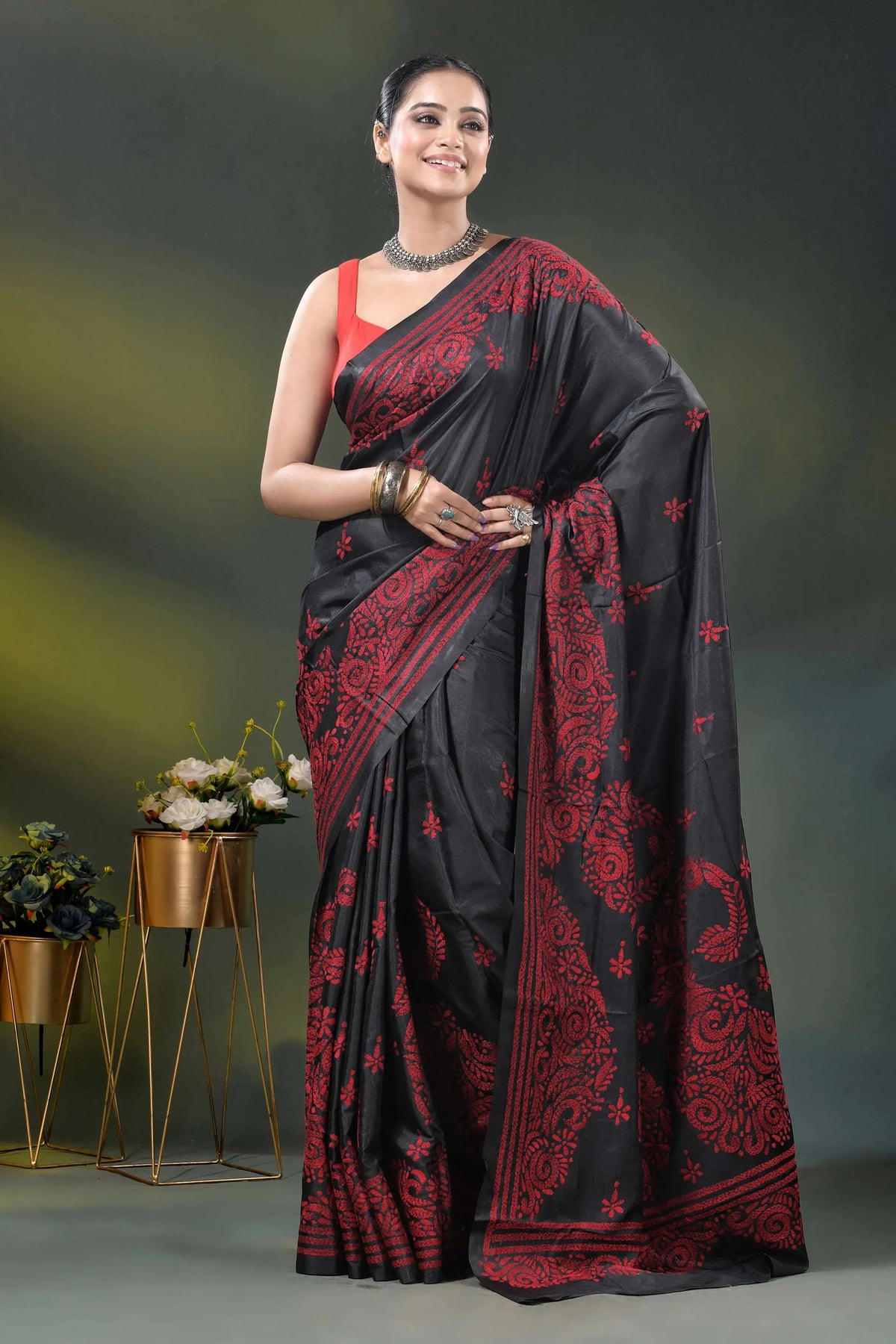 Sable black red paisley motif handcrafted kantha stitch silk saree 6