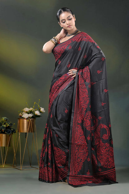 Sable black red paisley motif handcrafted kantha stitch silk saree 7