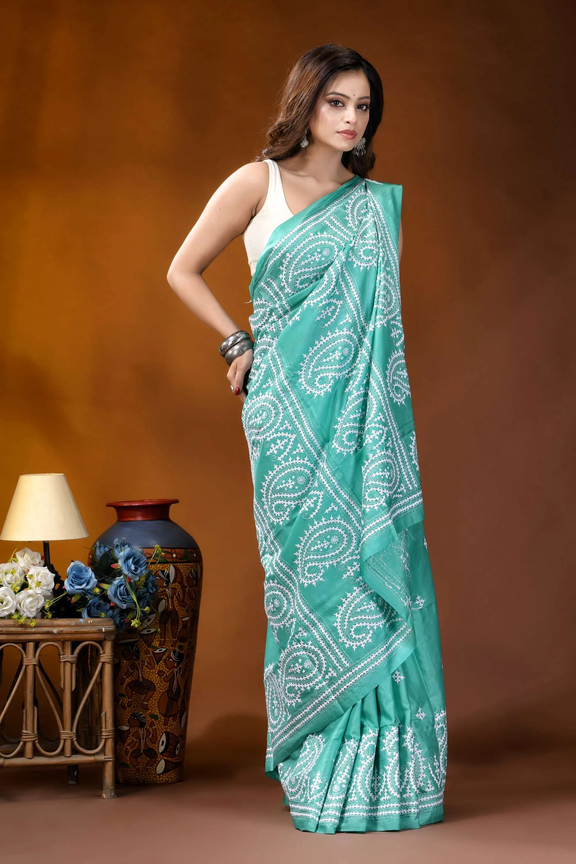 Sea green paisley motif handcrafted silk gujrati stitch saree teal saree intricate white paisley 5