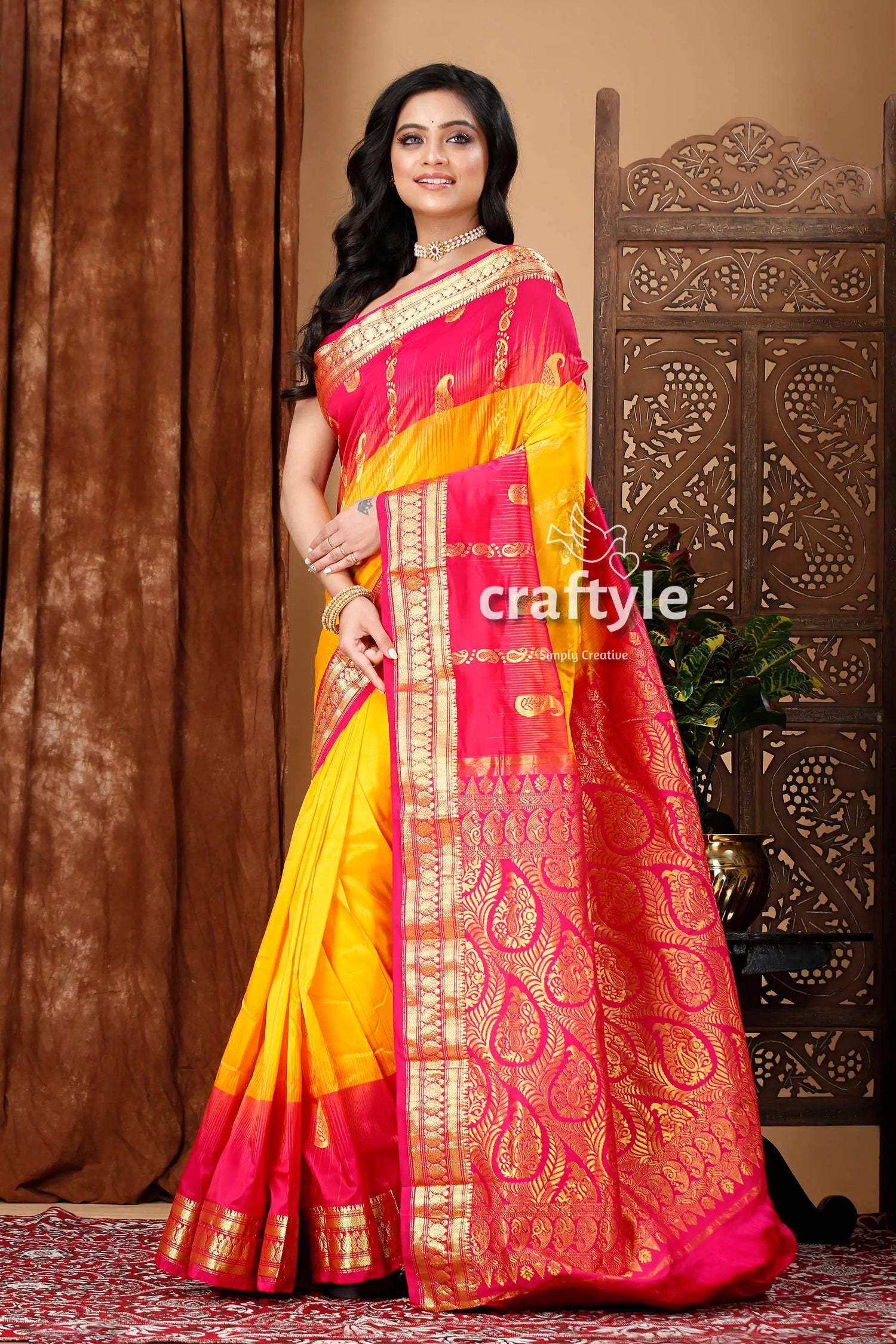 Selective yellow and magenta kanjivaram silk saree yellow pink silk saree 3
