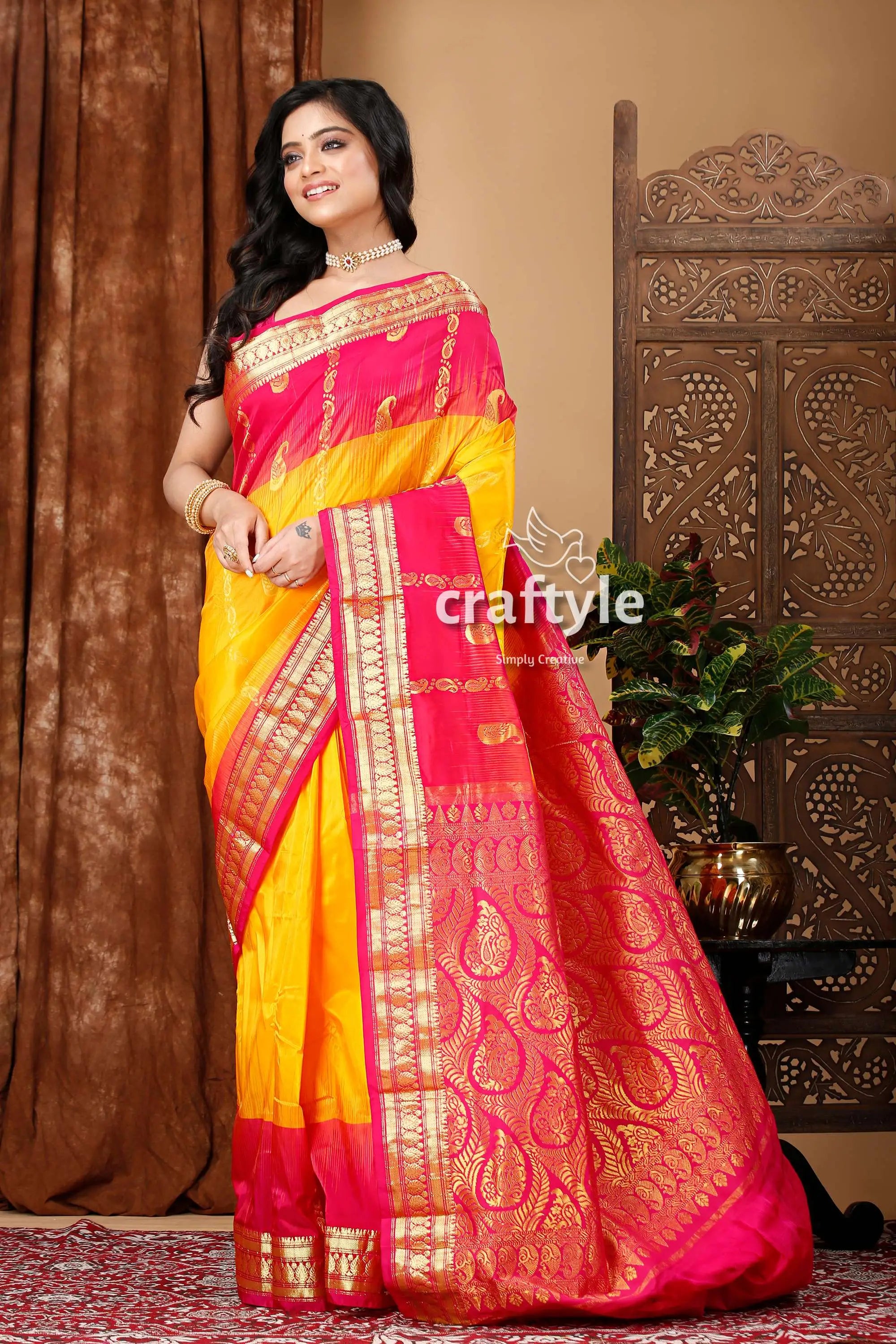 Selective yellow and magenta kanjivaram silk saree yellow pink silk saree 4