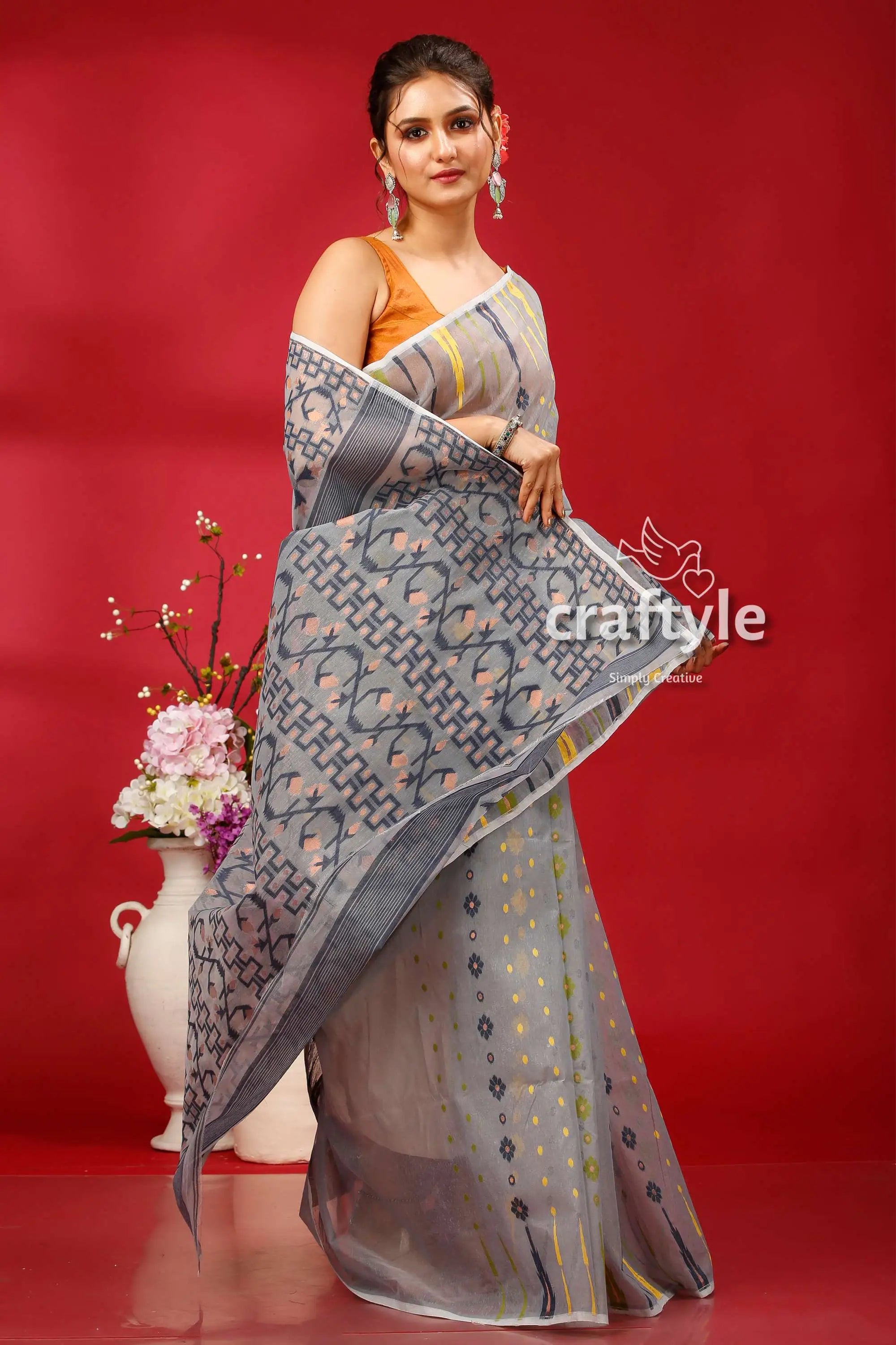 Silver grey traditional handloom jamdani sari woman gray patterned saree 4