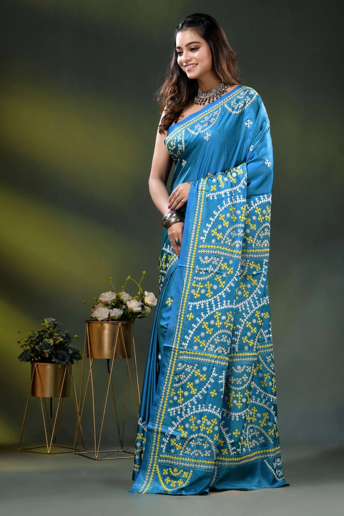 Sky blue silk gujrati stitch saree with hand embroidered ethnic motifs 3