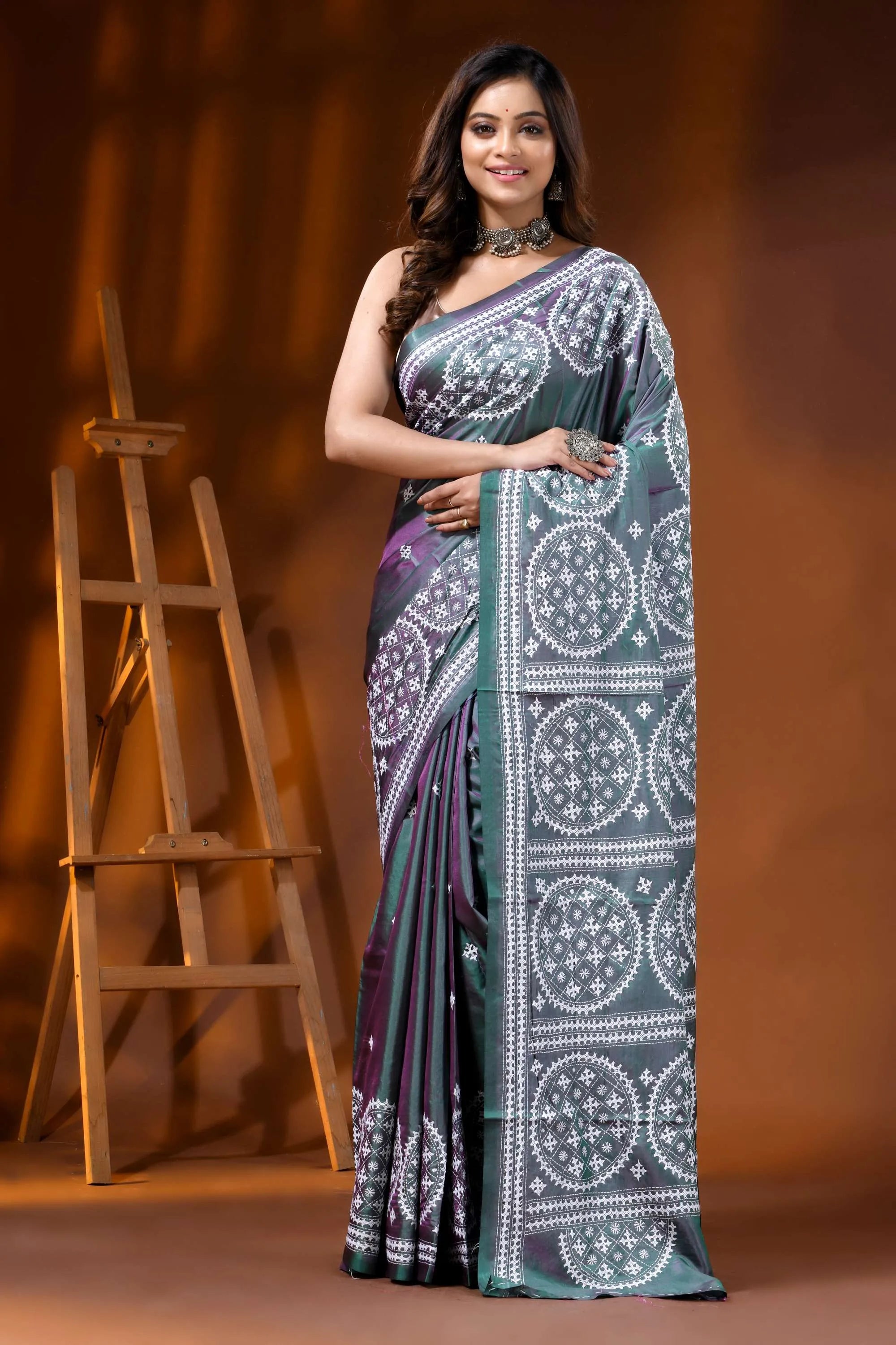 Slate grey green dualtone silk kutch work saree with circular motifs 1