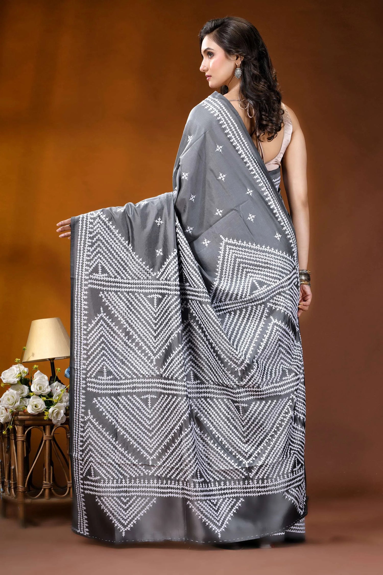 Slate grey handmade kutch embroidery silk saree - geometric pattern gray saree intricate white geometric 4