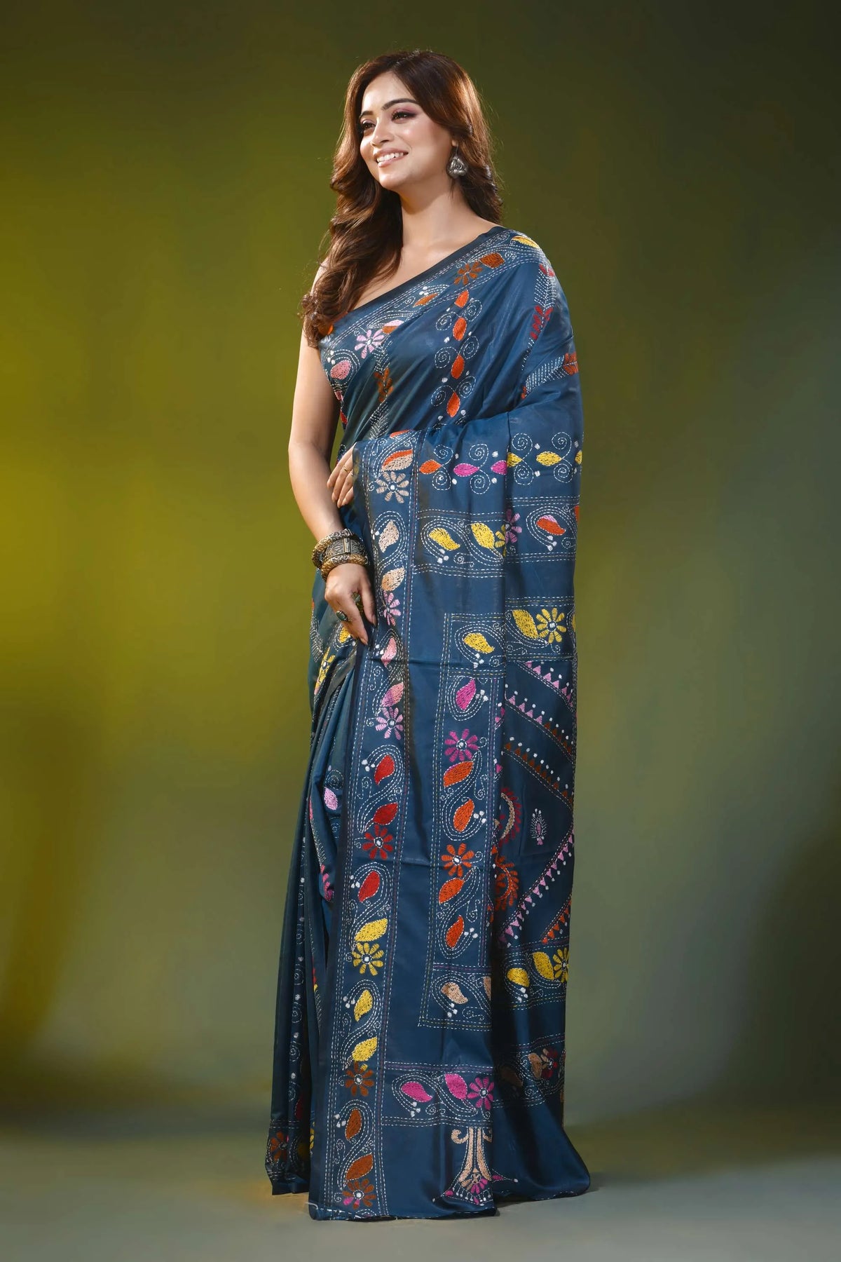 Steel blue handcrafted kantha silk saree with paisley floral motif 3