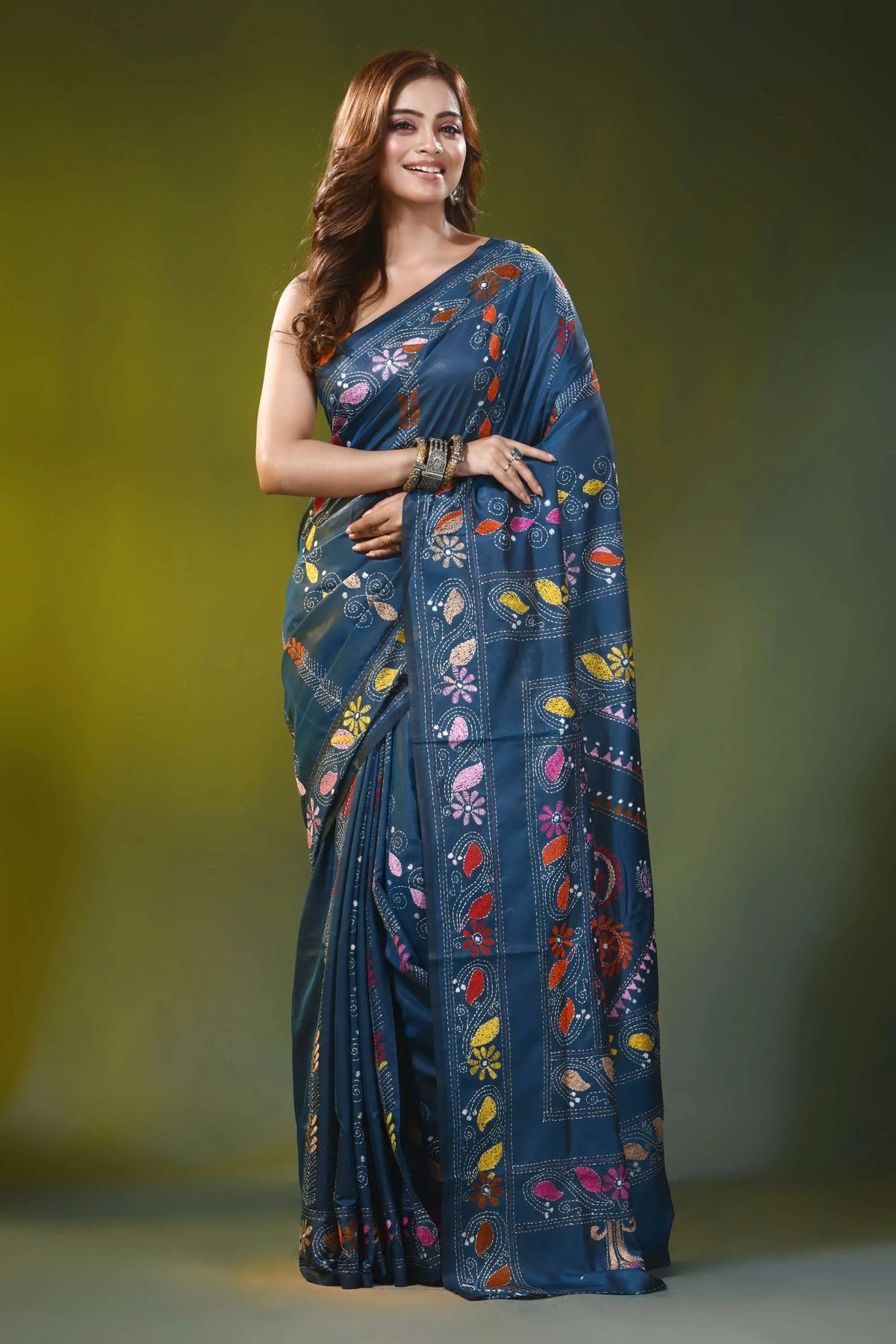 Steel blue handcrafted kantha silk saree with paisley floral motif 6
