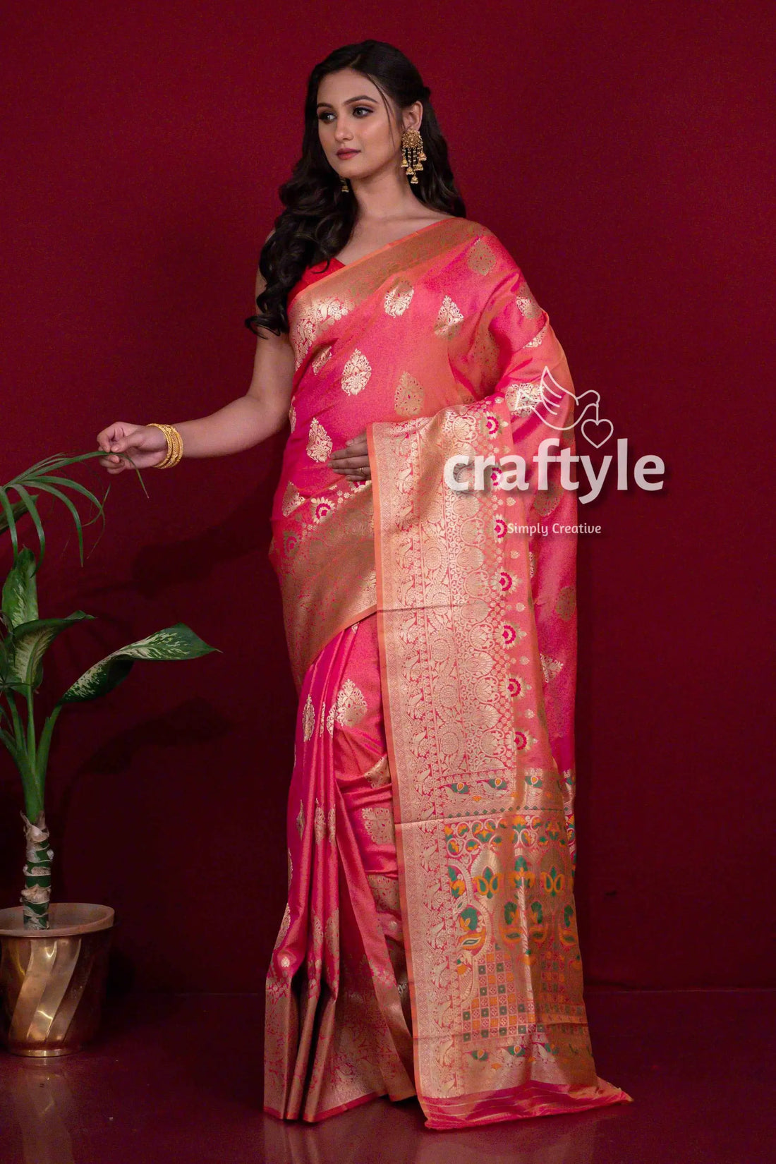Strawberry pink dual tone blended katan silk saree pink silk saree gold border 1