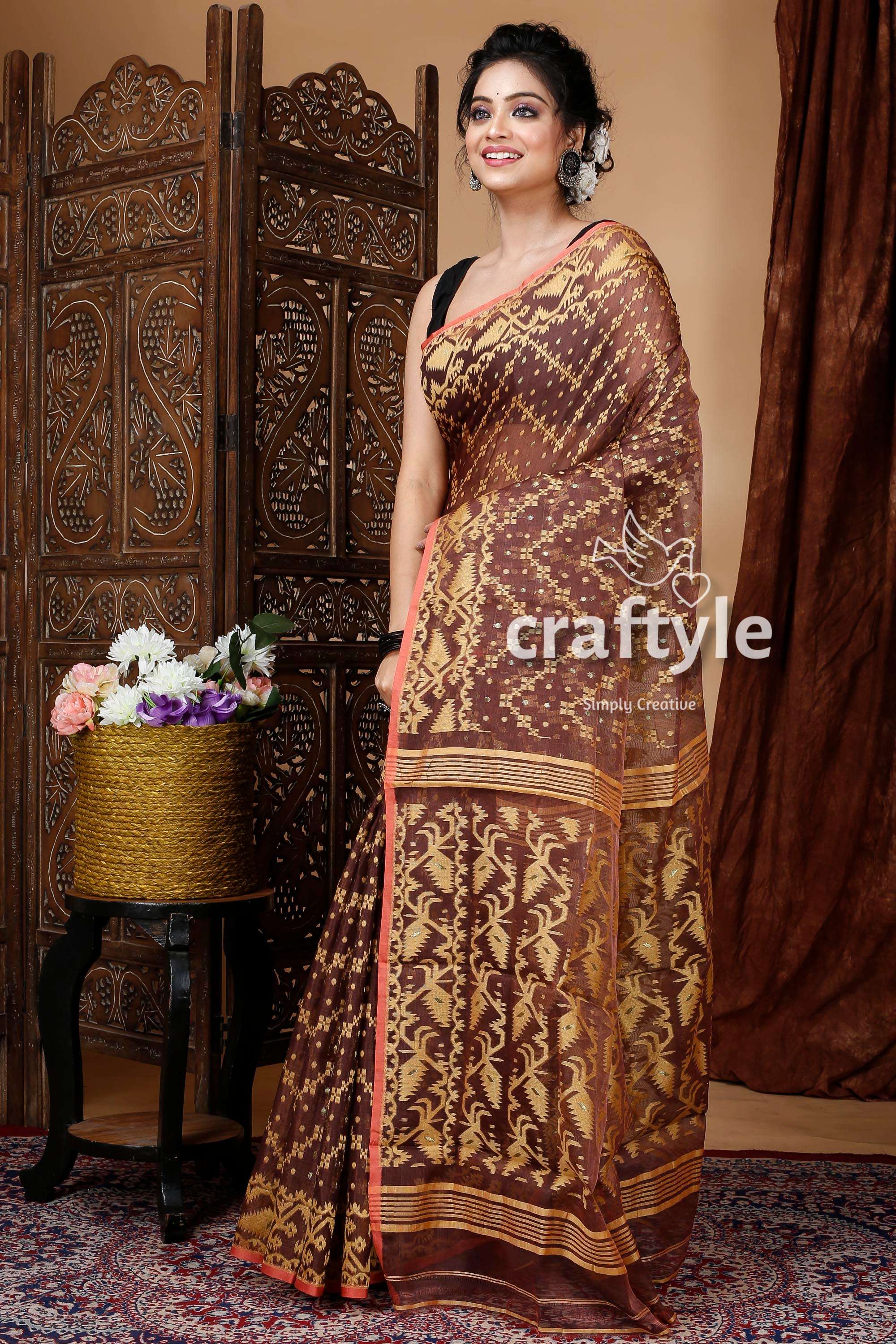 Syrup Brown Elegant Jamdani Saree - Craftyle