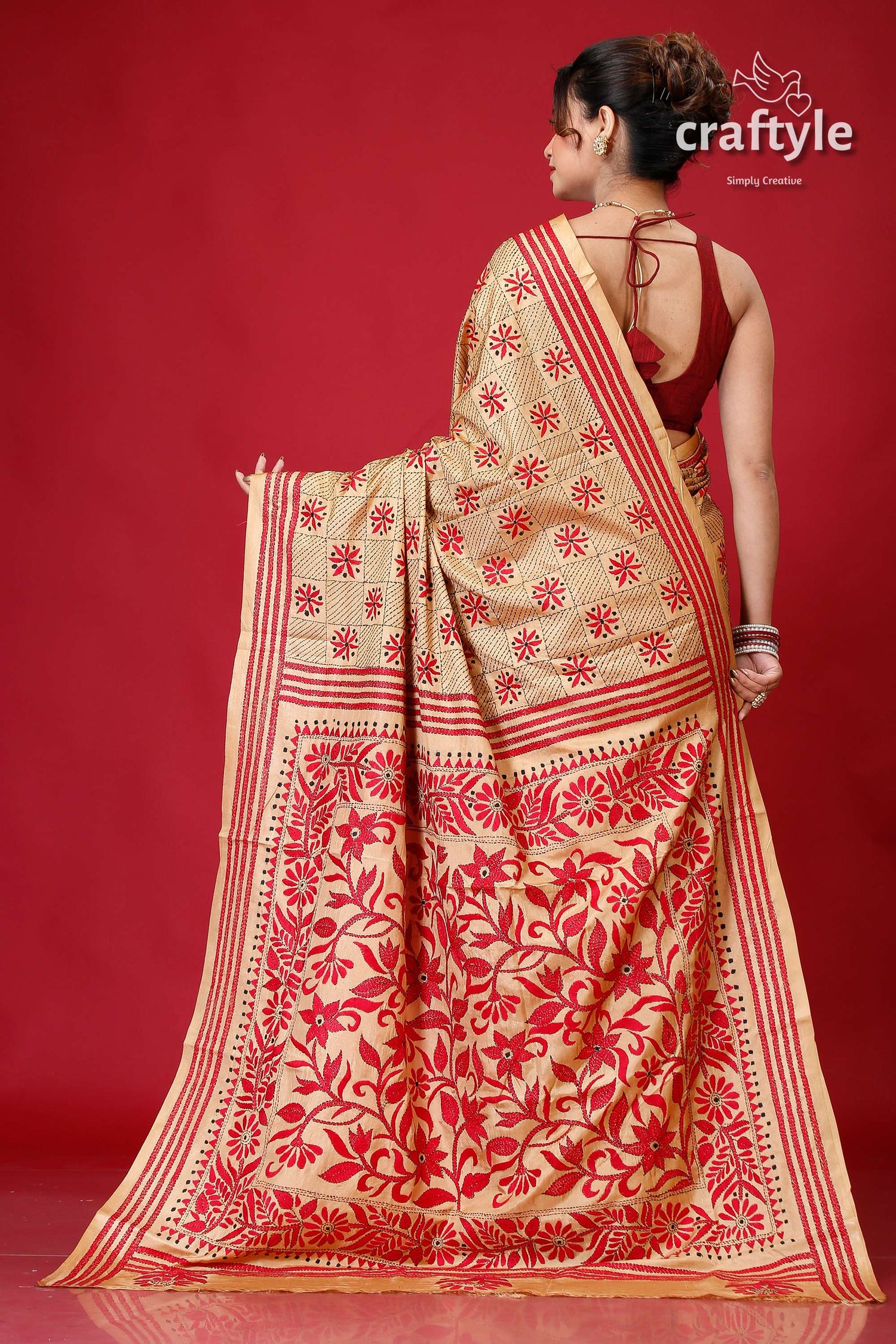 Tan and Red Floral Design Elegant Silk Kantha Saree-Craftyle