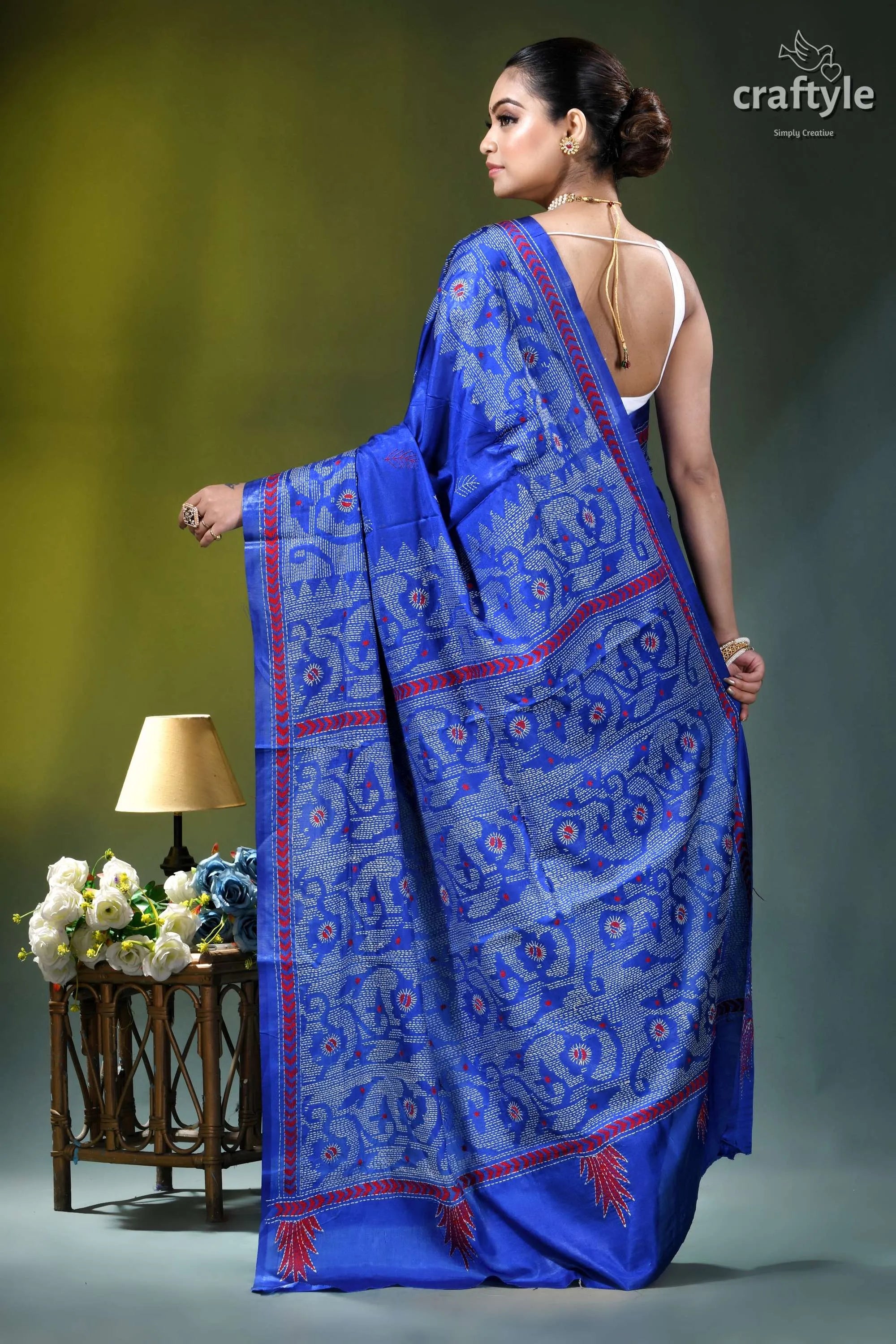 Tory blue jamdani design handmade silk kantha saree vibrant royal blue silk saree 5