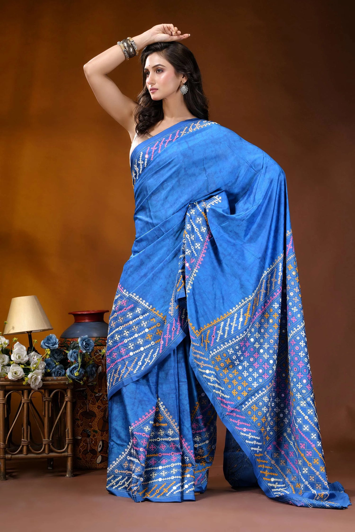 Tufts blue ethnic motif hand wax batik kutch embroidery silk saree - mirror work vibrant royal blue saree adorned 4