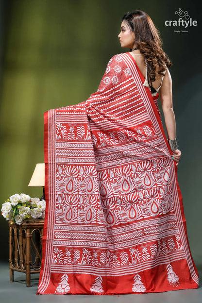 Venetian red white thread work bengal silk kantha stitch saree red white patterned saree intricate 5