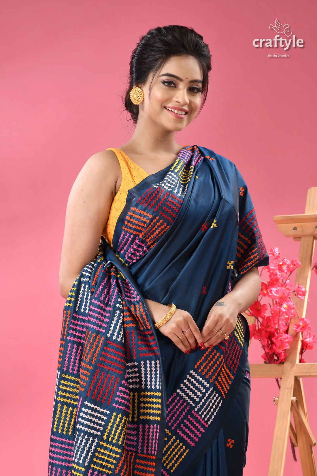 Venice blue gujrati stitched beautiful silk saree dark blue saree colorful geometric 2