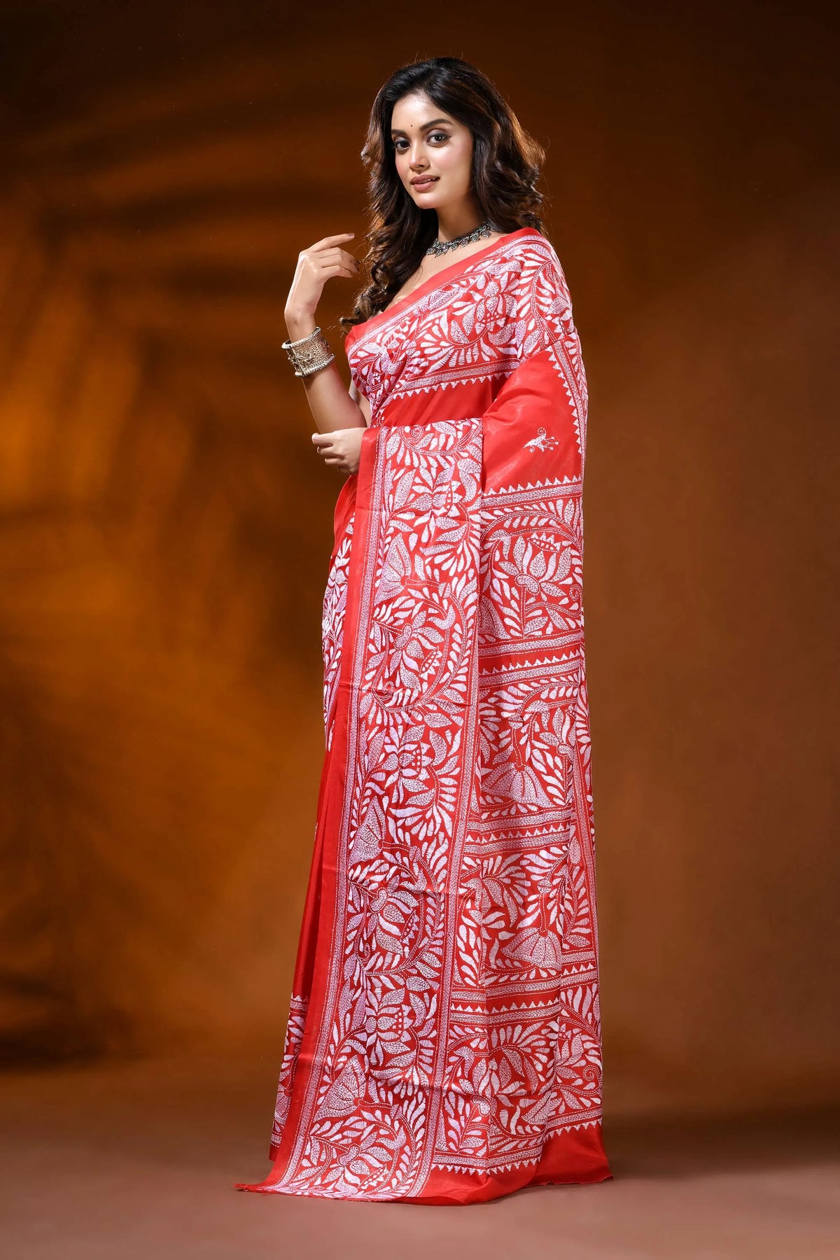 Vermilion red kantha work saree with handmade floral motif in silk 3
