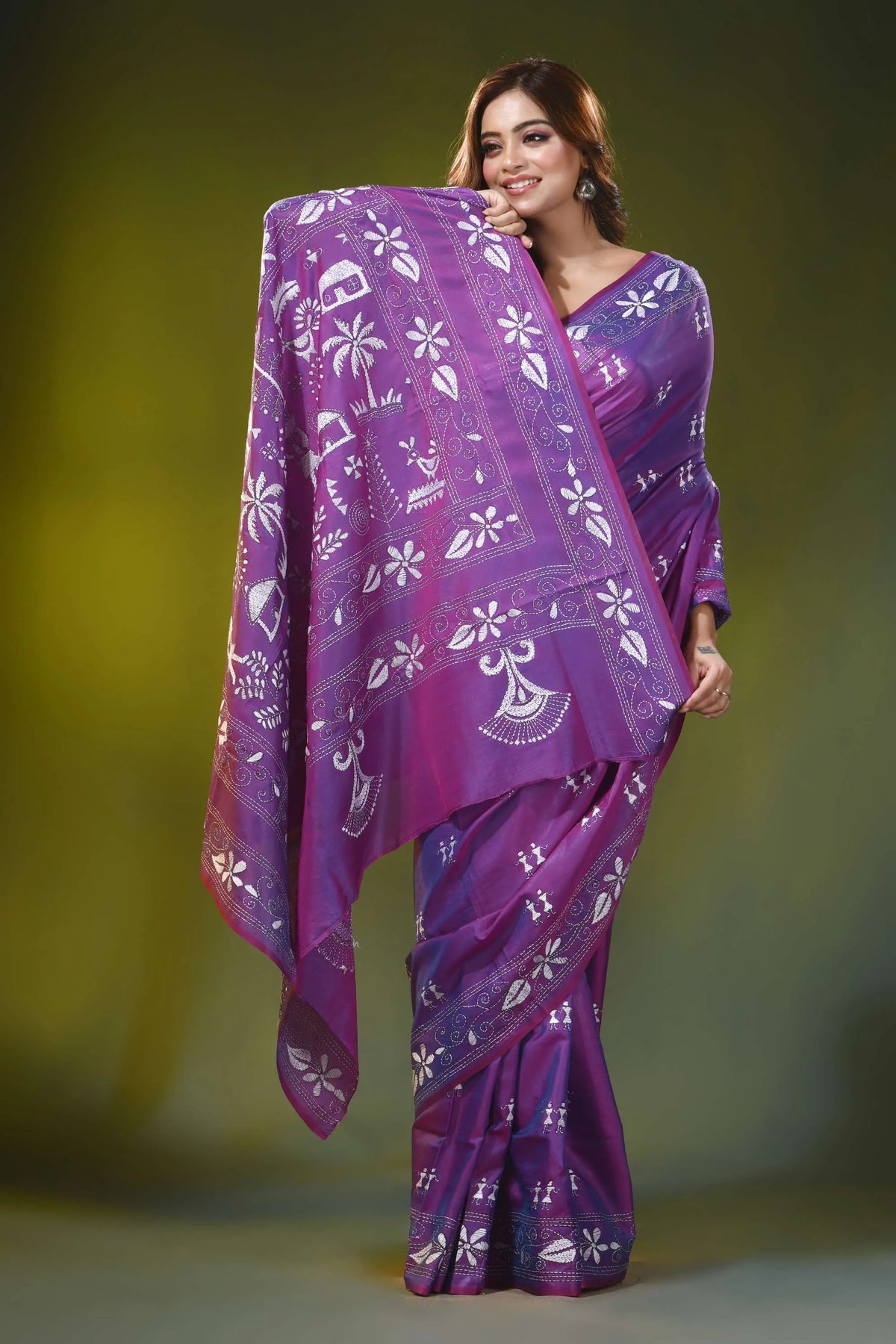 Village motif mauve purple handmade silk kantha stitch saree 4