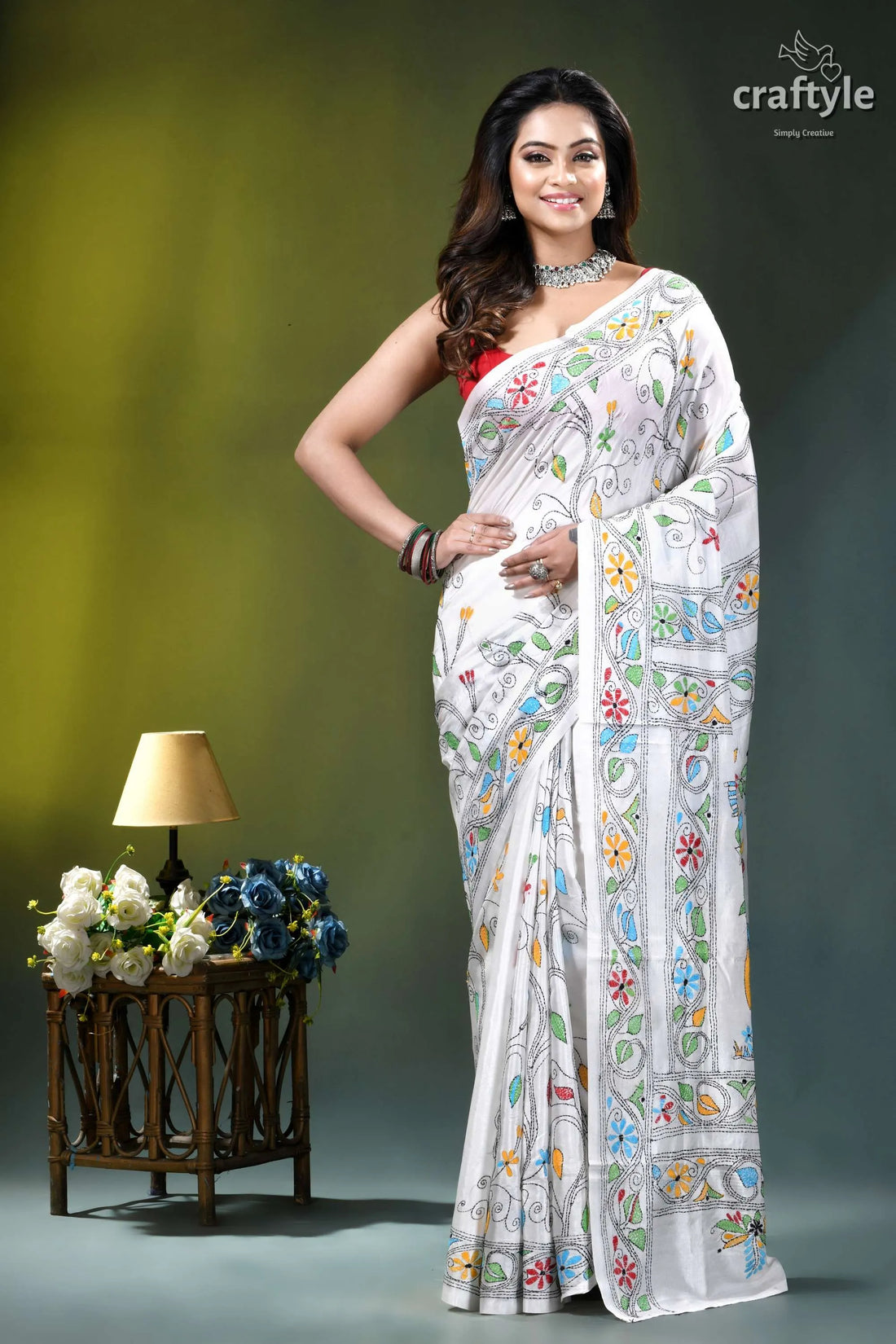 Vista white baul motif bengal heritage silk kantha saree white silk saree adorned intricate 1