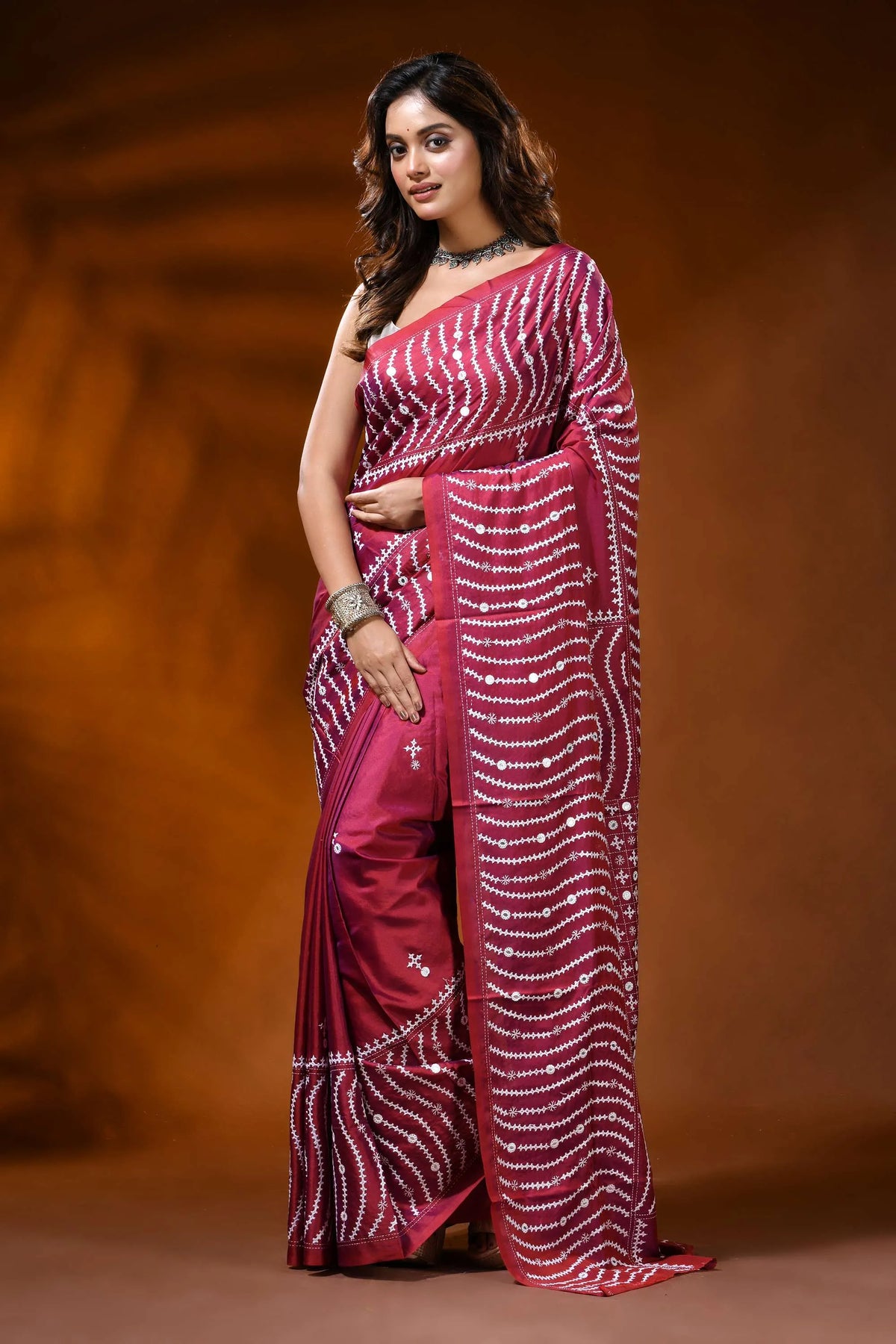 Vivid burgundy silk gujrati stitch saree with handmade mirror ethnic design 6