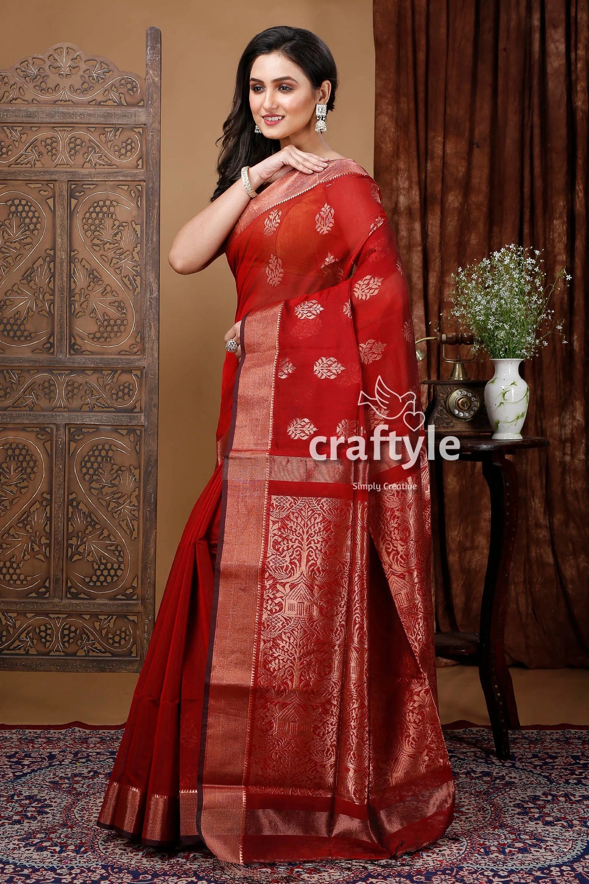 Vivid burgundy zari work handloom saree - intricate design red gold 3