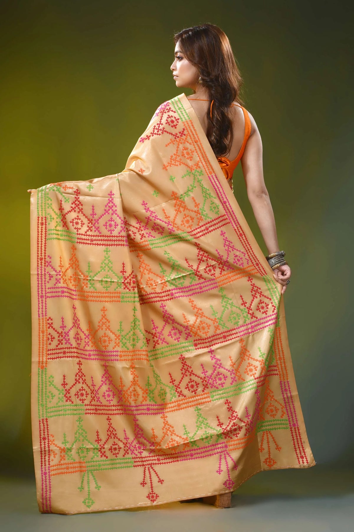 Warm peach kutch work saree with multi-thread hand embroidery 5