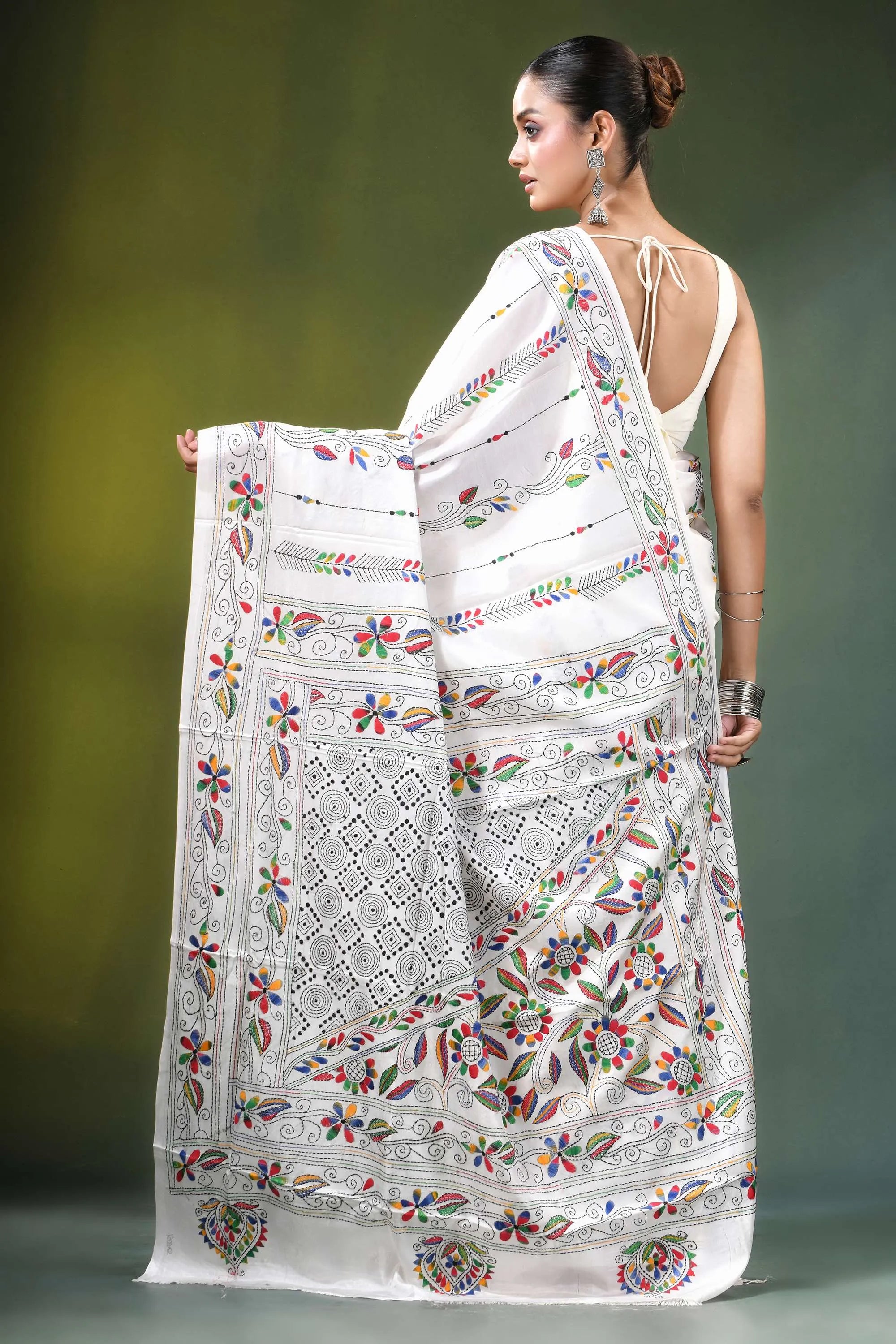 White floral design kantha embroidery silk saree adorned vibrant hand-painted 4