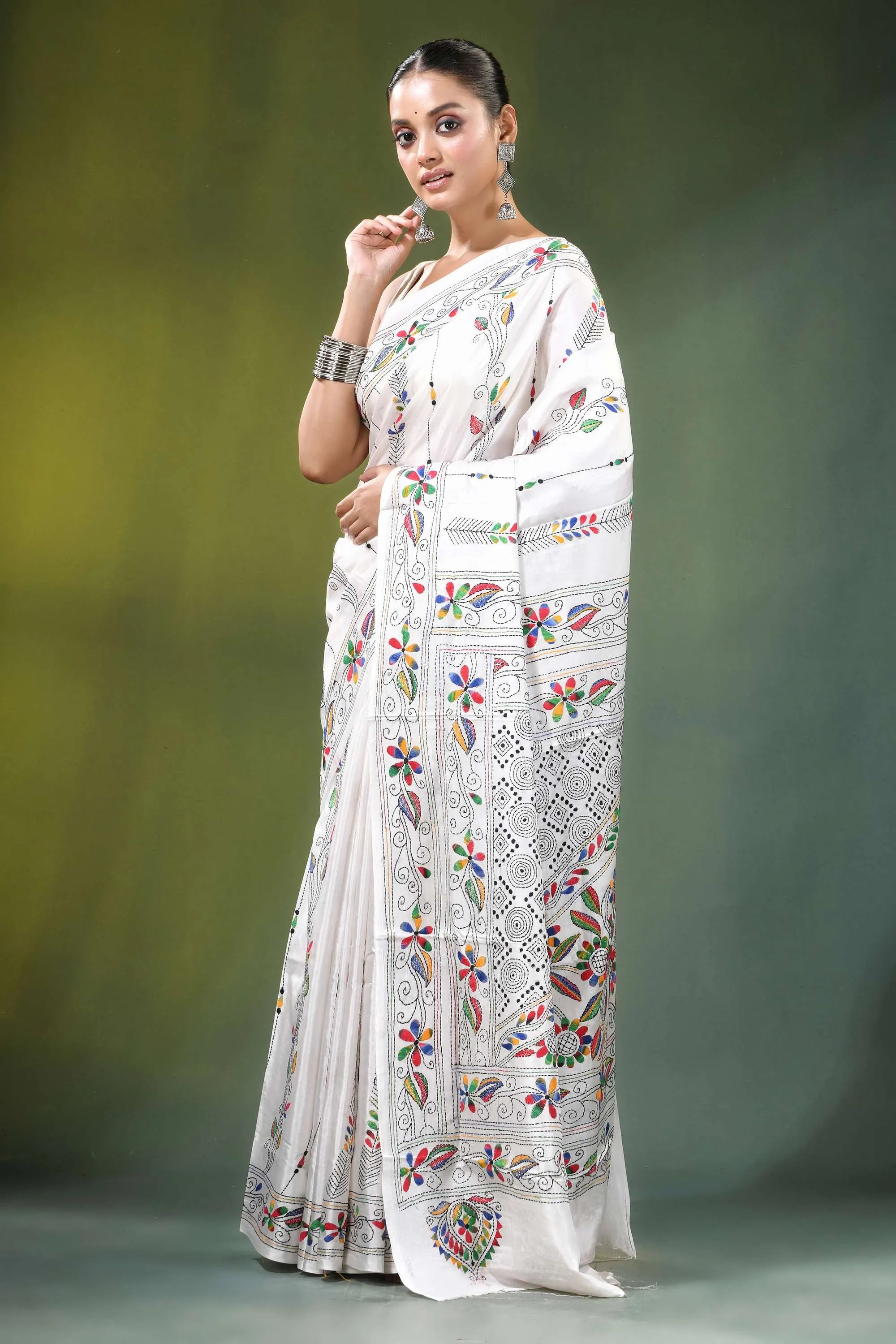 White floral design kantha embroidery silk saree adorned intricate colorful 3