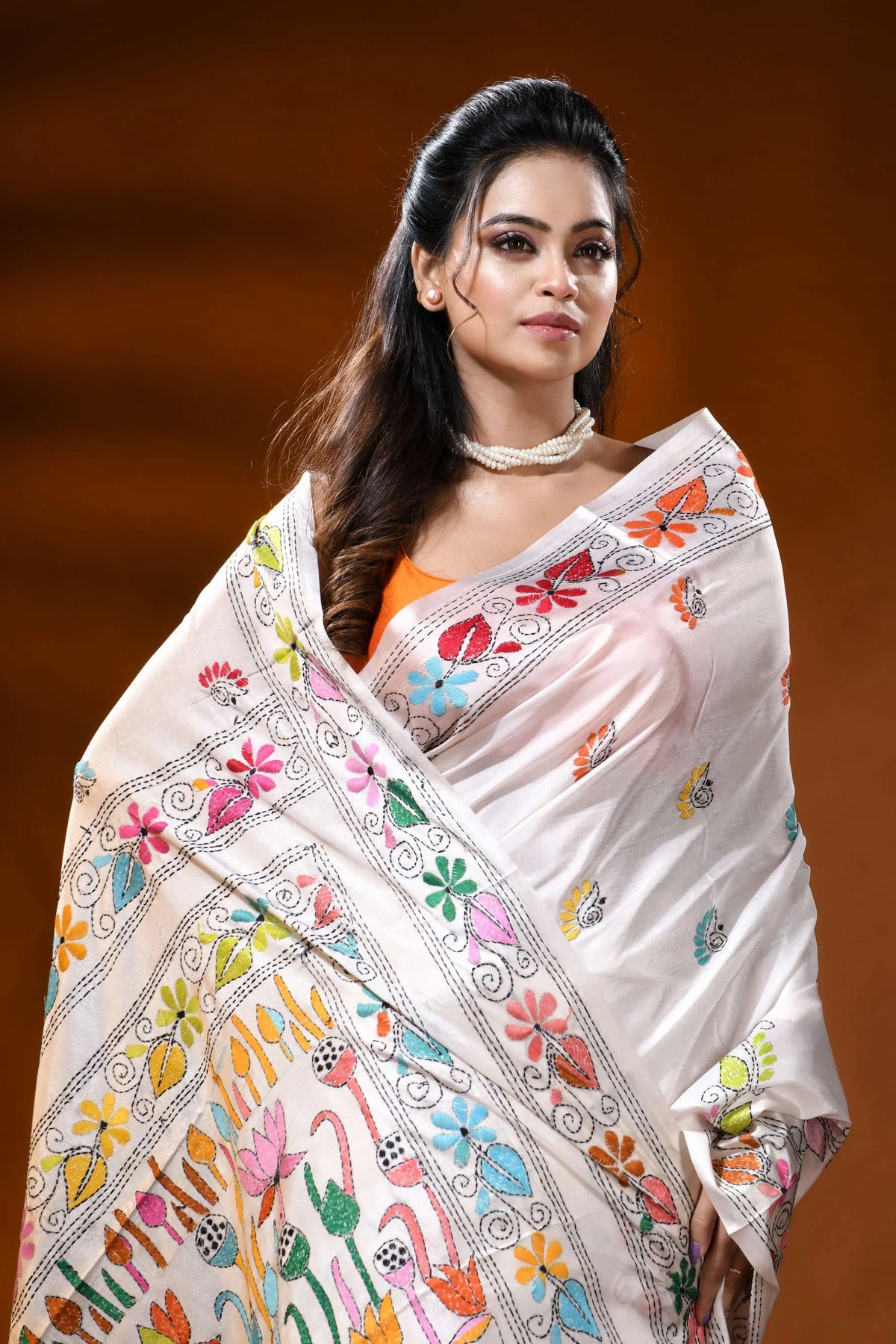 White handcrafted silk kantha saree with lotus floral nature motif 2