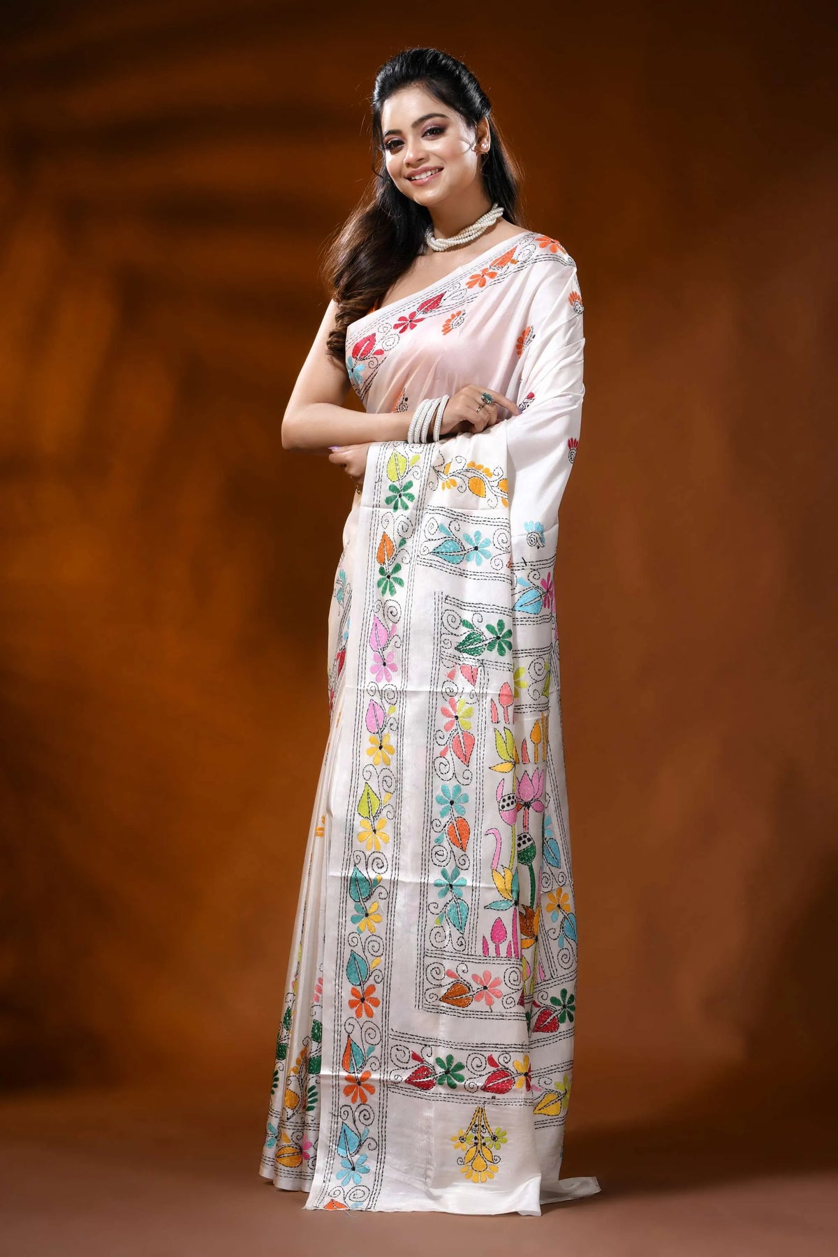 White handcrafted silk kantha saree with lotus floral nature motif 3