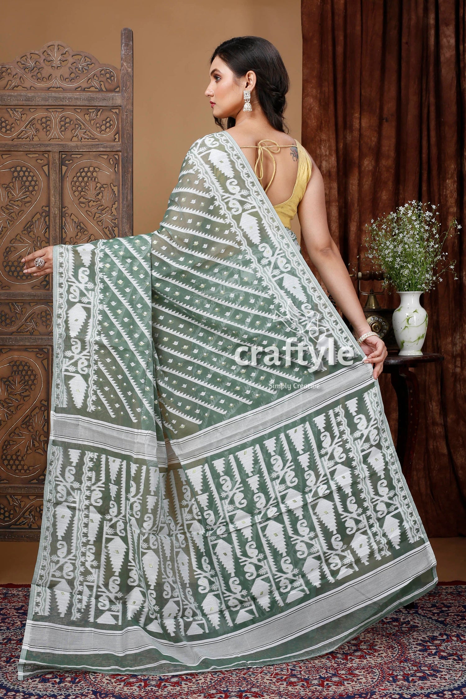 White Oxley Green Jamdani Saree - Intricate Design for a Perfect Look - Craftyle