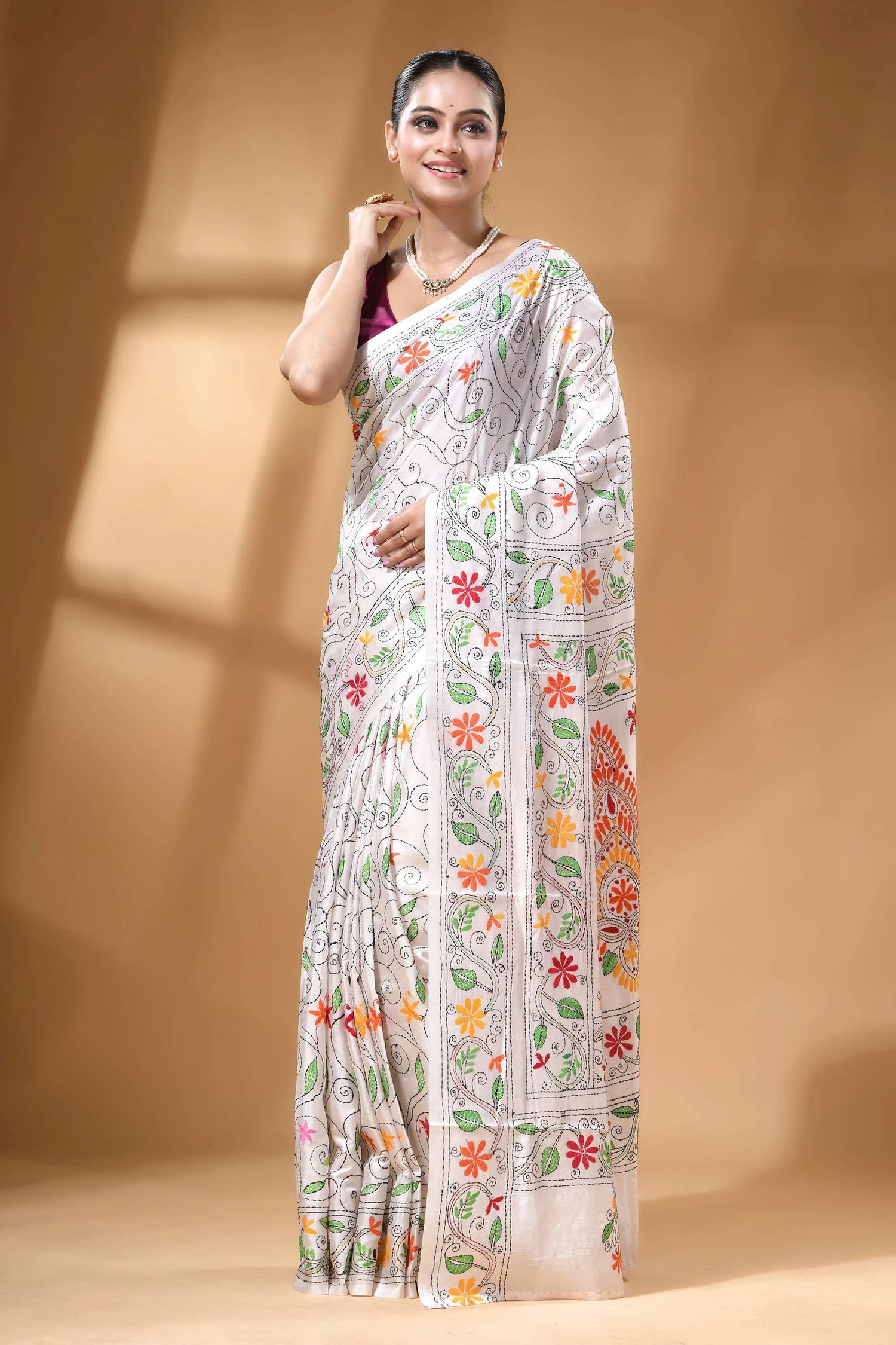 White paisley design handcrafted silk kantha stitch saree woman wears white silk saree 7