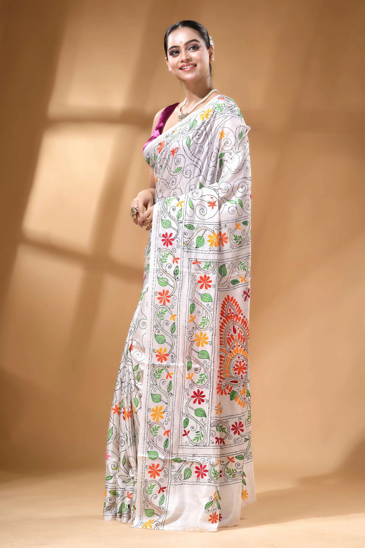 White paisley design handcrafted silk kantha stitch saree woman wears white silk saree 3