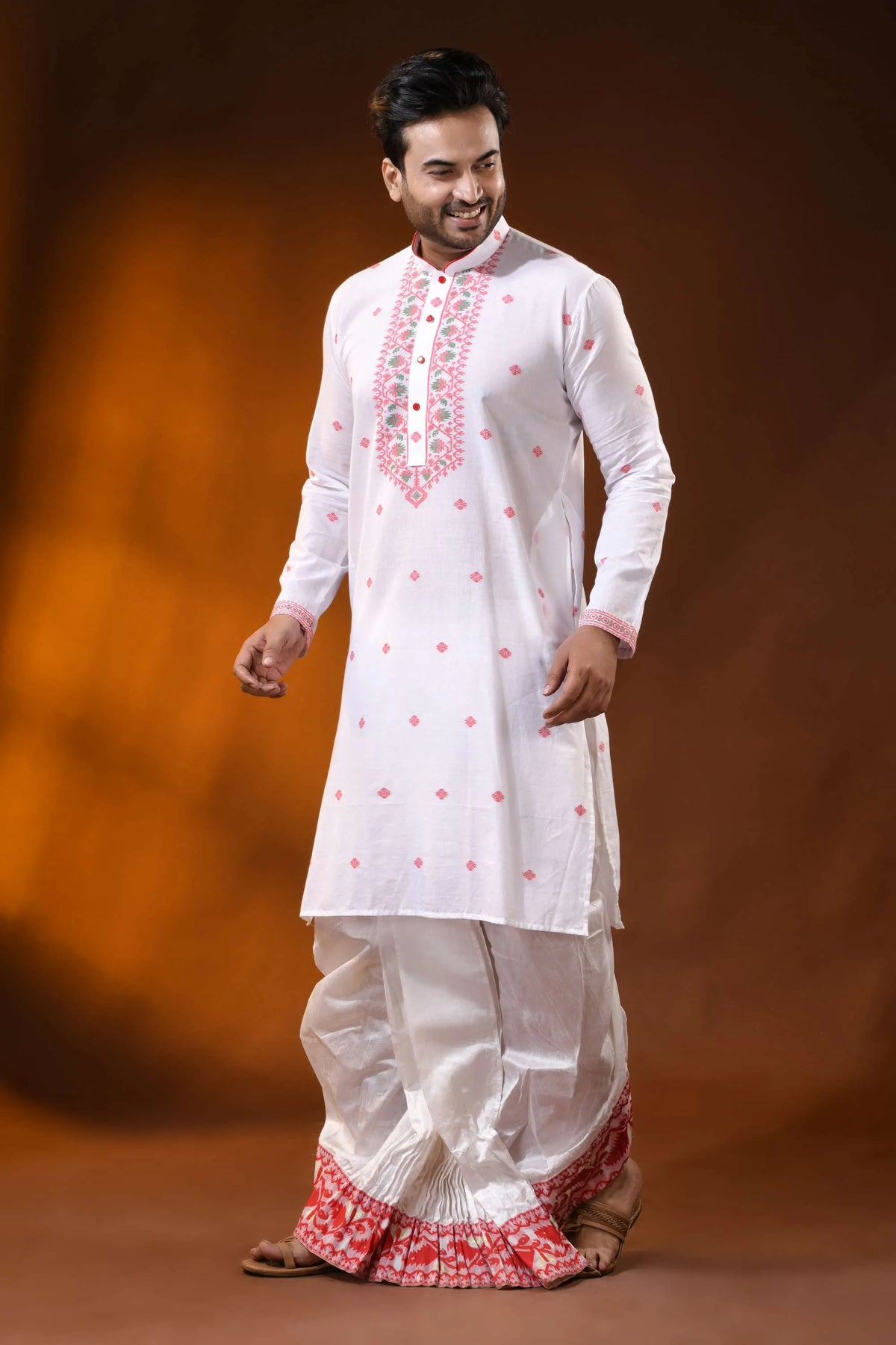 White pure cotton jamdani kurta for men with floral ethnic design 5