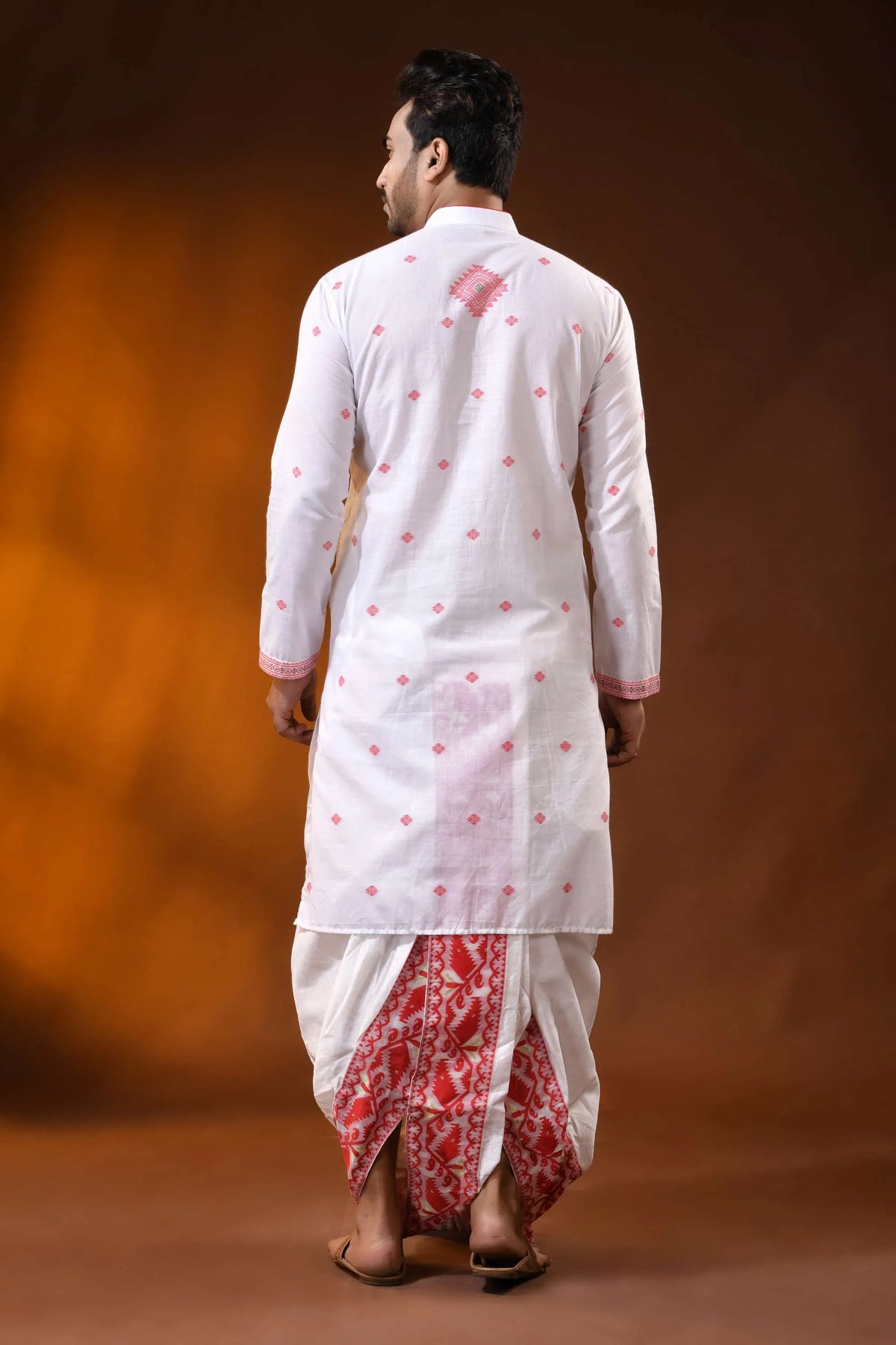 White pure cotton jamdani kurta for men with floral ethnic design 6