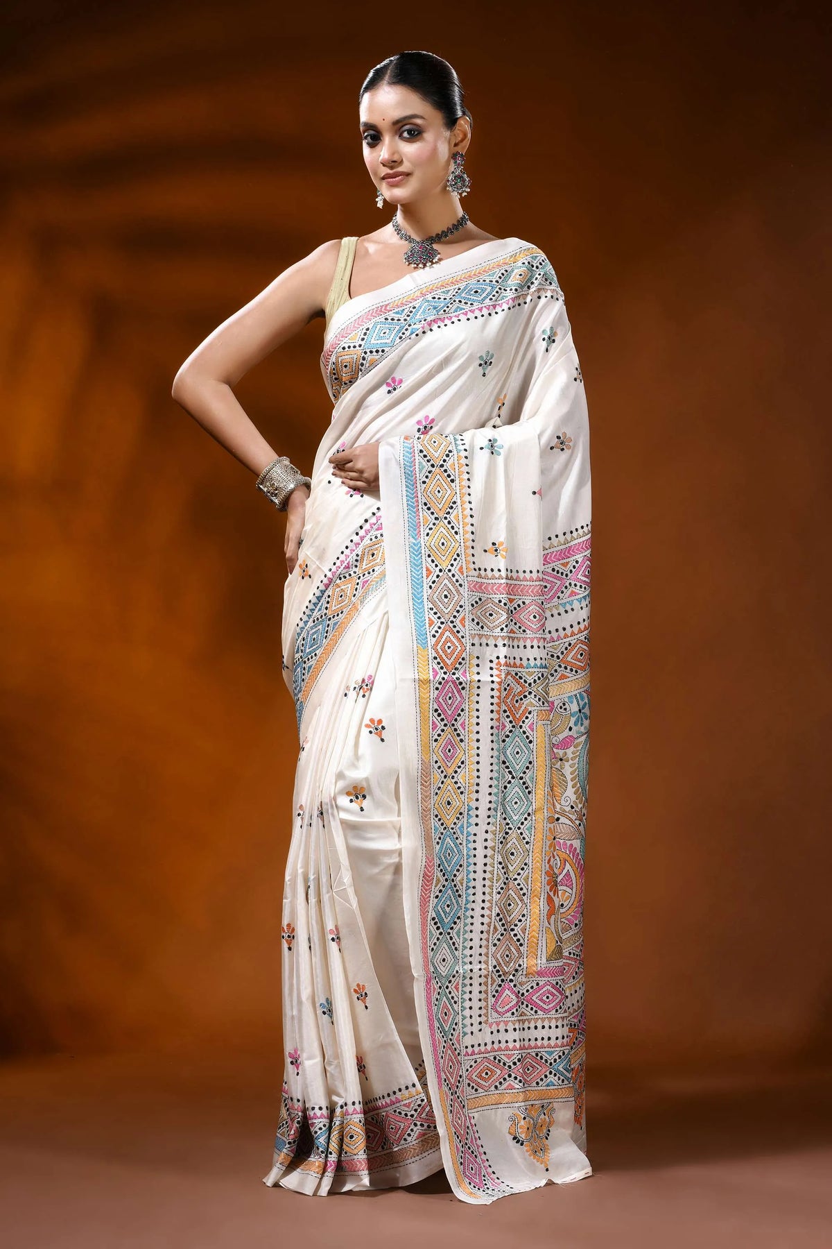 White silk kantha work saree with handmade paisley ethnic design 1