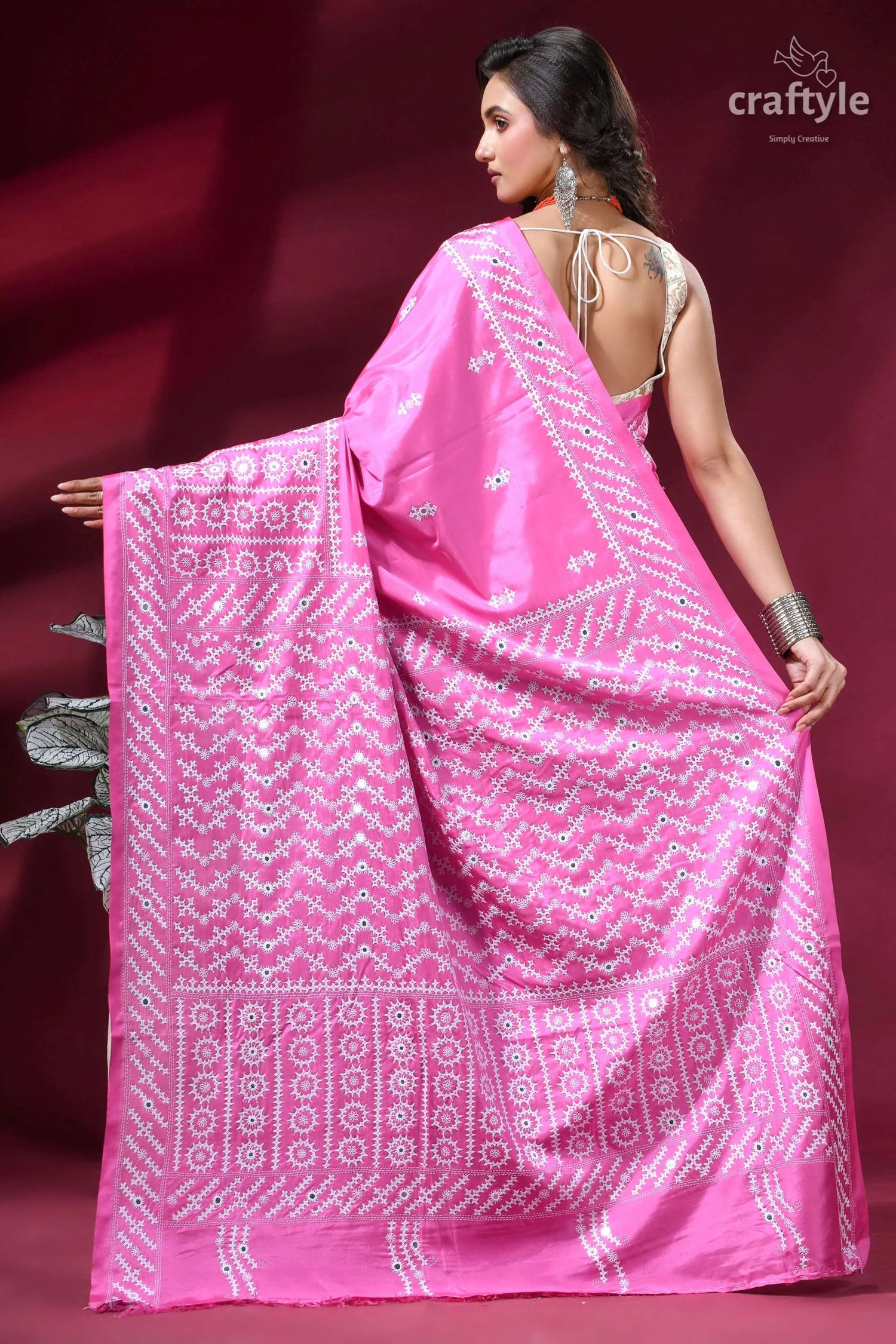 White thread kutch embroidery hot pink silk saree - mirror detailing vibrant pink saree intricate white 5