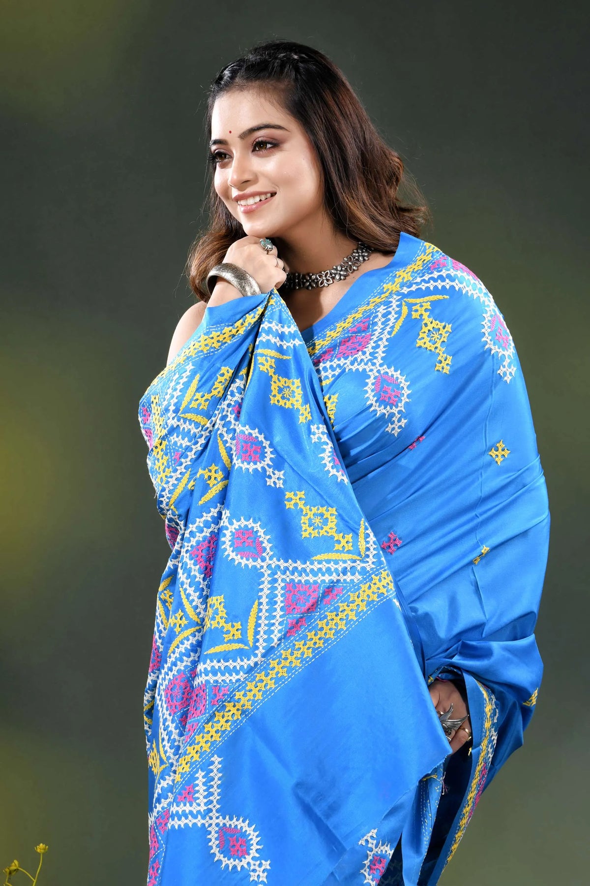 Windows blue silk kutch embroidery saree with multicolor ethnic design 2