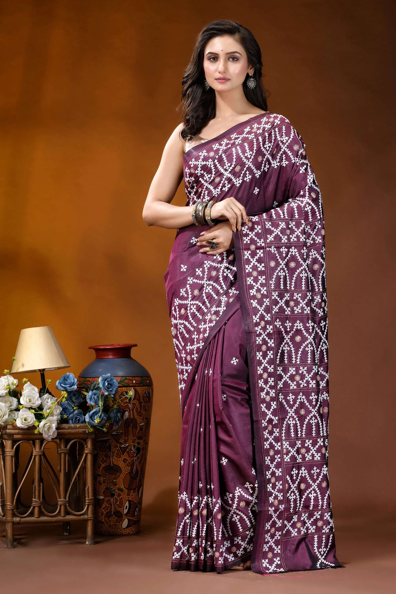 Wine ethnic motif handcrafted kutch embroidery silk saree rich maroon saree intricate white 6