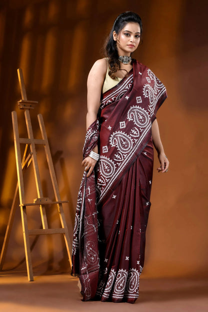 Wine kutch embroidered silk saree with handcrafted paisley motif 5