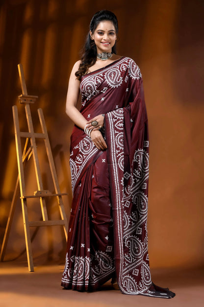 Wine kutch embroidered silk saree with handcrafted paisley motif 6