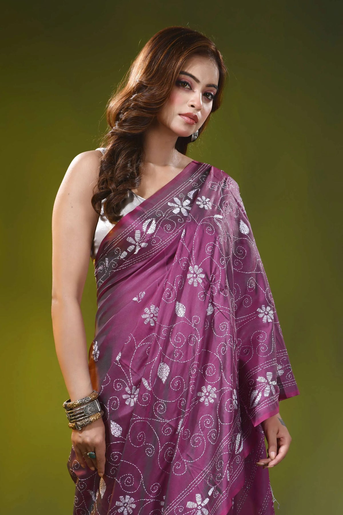 Wine purple handcrafted kantha silk saree with floral ethnic design 2
