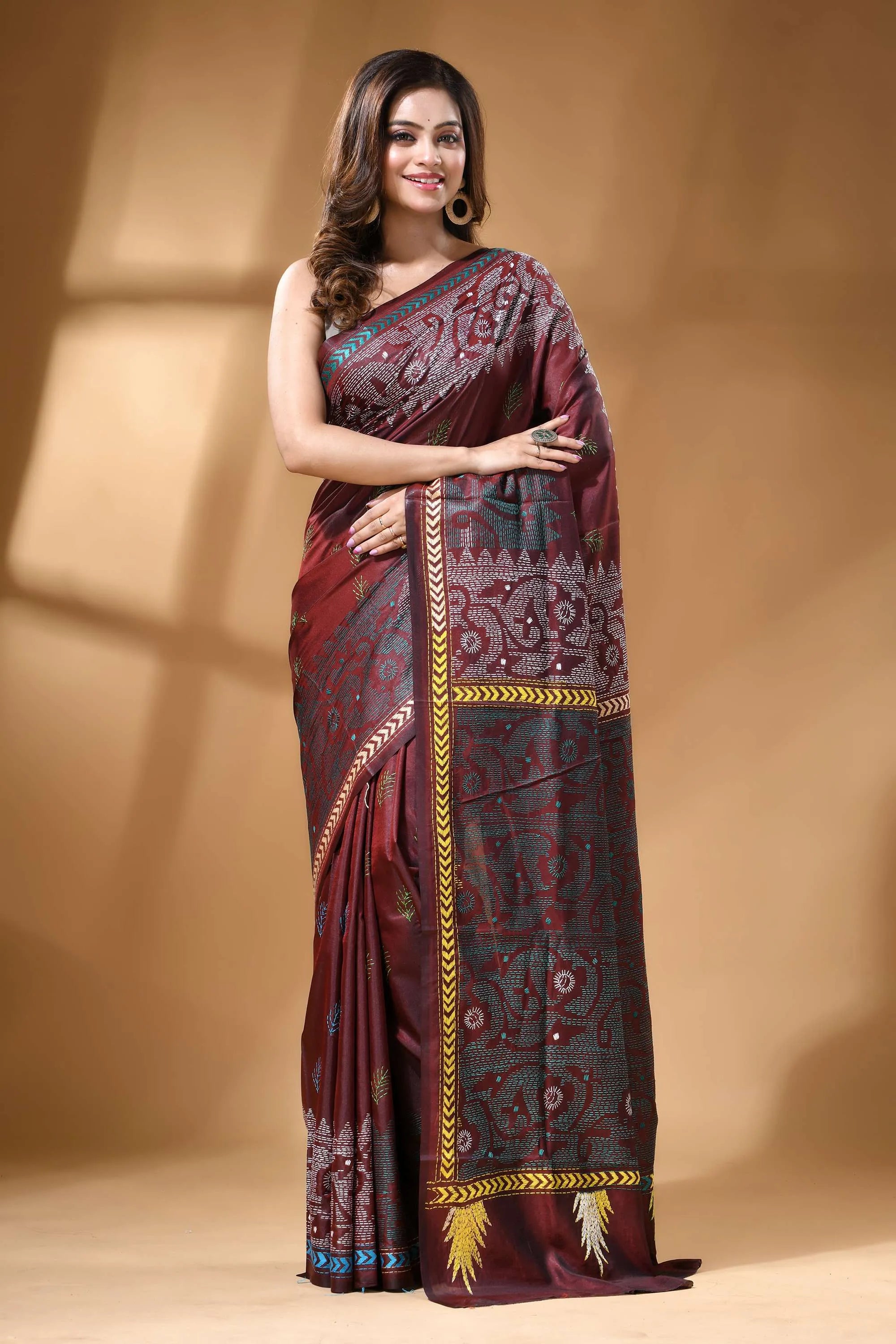 Wine red jamdani motif handcrafted silk kantha stitch saree maroon dark green silk saree 1