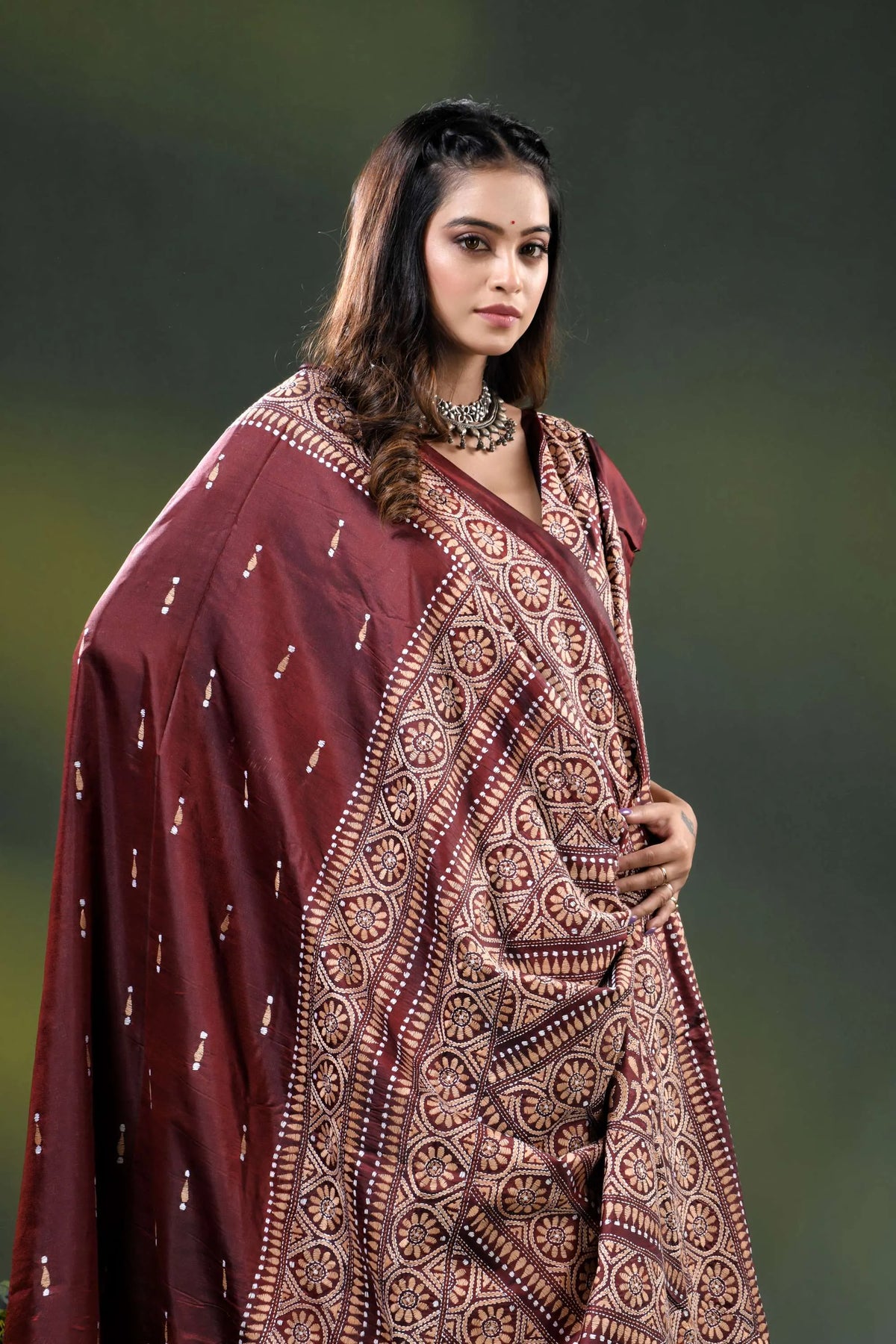 Wine silk kantha stitch saree with hand embroidered ethnic design 2