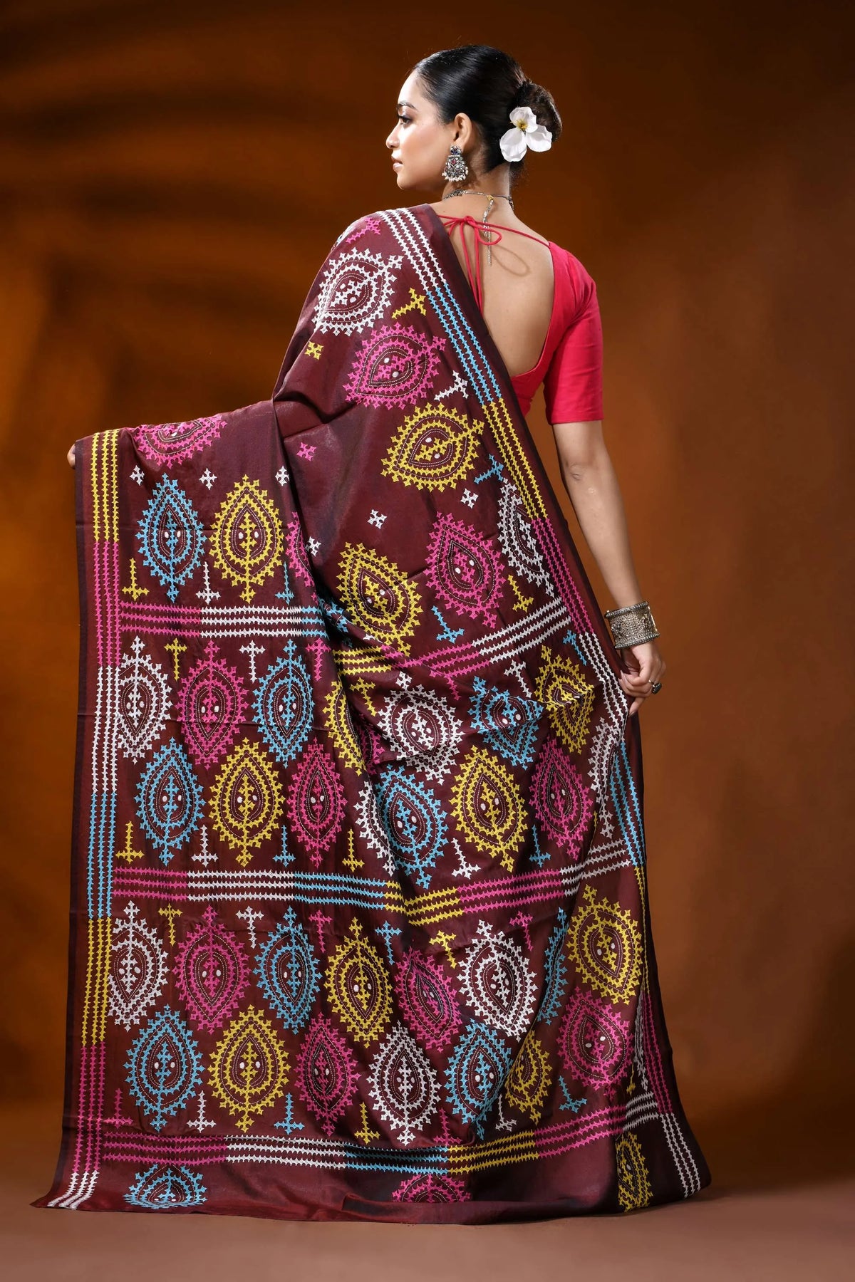 Wine silk kutch work saree with multicolor paisley ethnic design 4