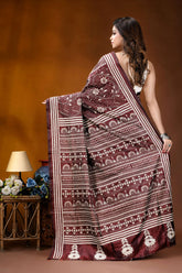 Woody brown geometric design handcrafted silk kantha stitch saree maroon white patterned silk saree 4