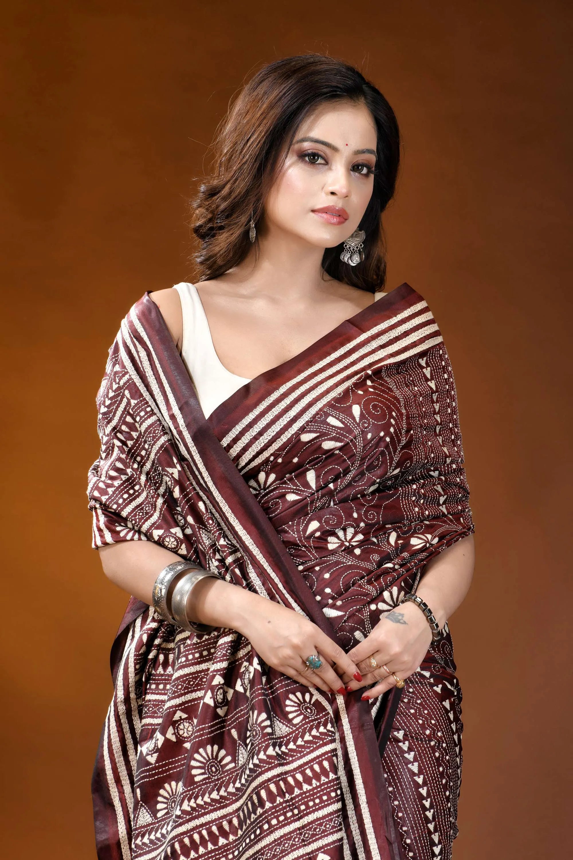 Woody brown geometric design handcrafted silk kantha stitch saree maroon white patterned saree intricate 2
