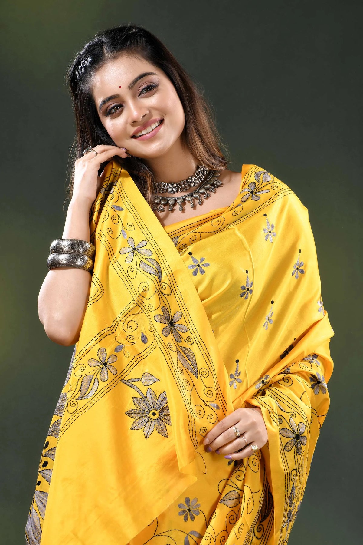Yellow silk kantha stitch saree with hand embroidered floral motif 2